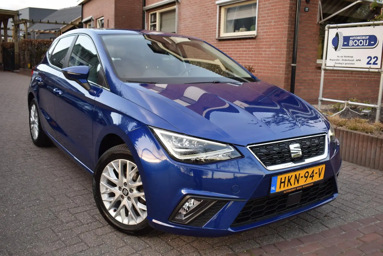 SEAT Ibiza 1.0 TSI Style CRUISE/NAVI/AIRCO-ECC/APPLE CARPLAY/ Modrá - 2