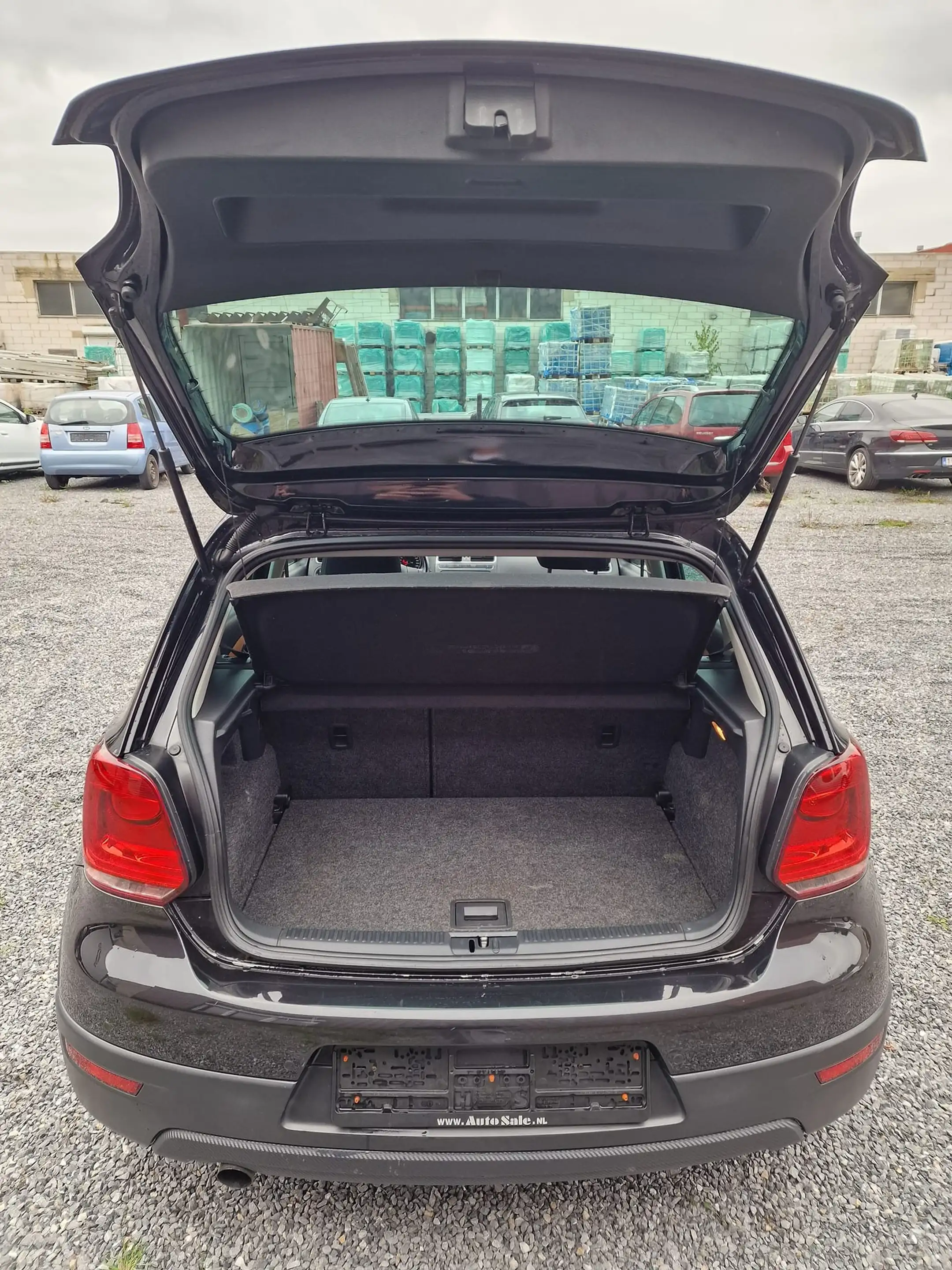 Volkswagen Polo Cross Crosspolo 1.6 CR TDi DSG // Automatique — photo 9