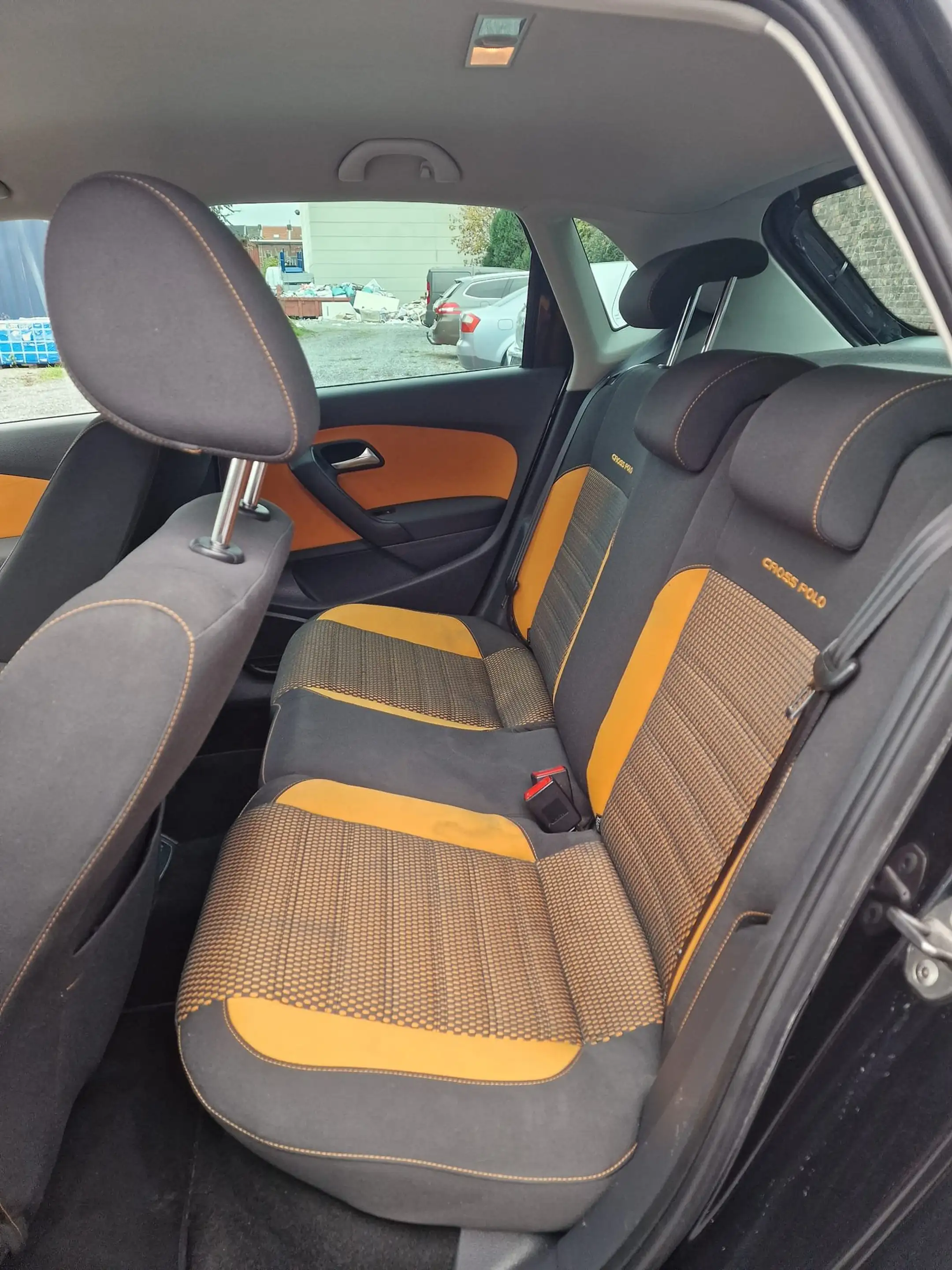 Volkswagen Polo Cross Crosspolo 1.6 CR TDi DSG // Automatique — photo 10