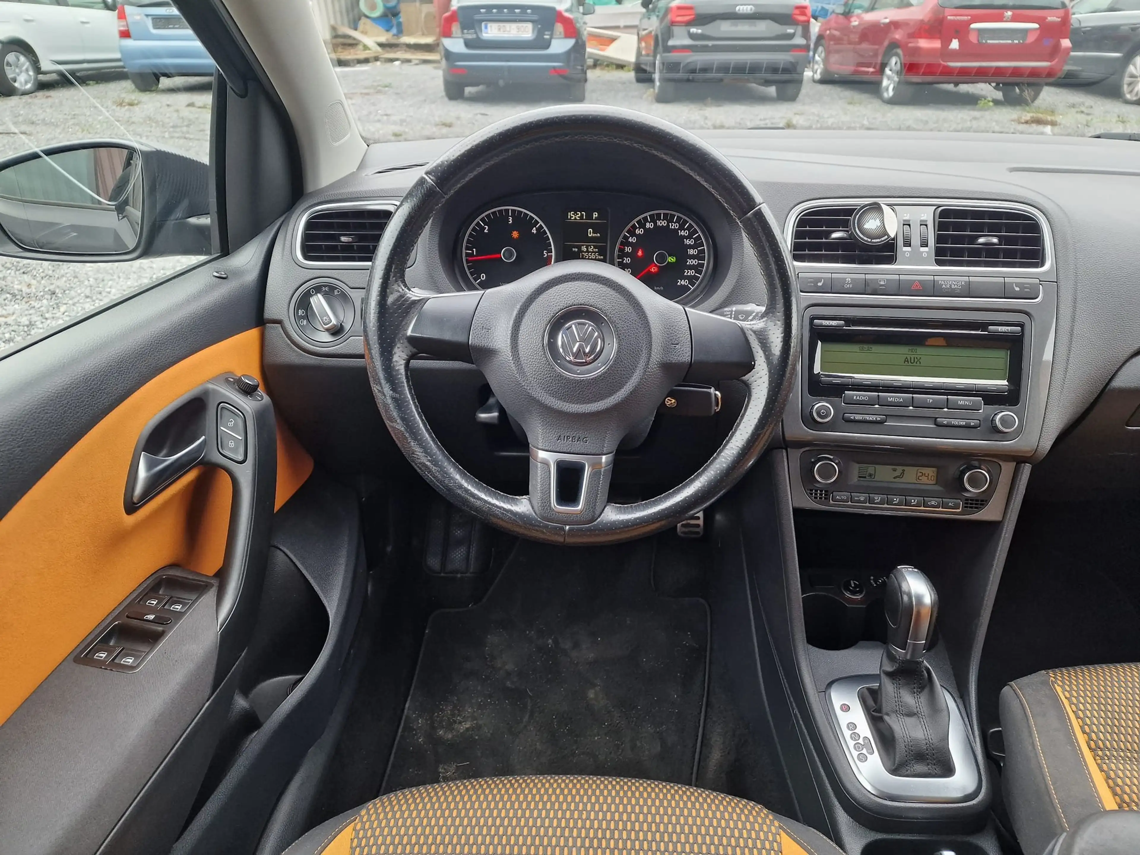 Volkswagen Polo Cross Crosspolo 1.6 CR TDi DSG // Automatique — photo 14