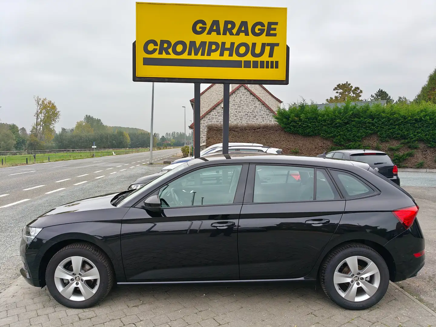 Skoda Scala Scala 1.0 TSI DSG Ambition Zwart - 1