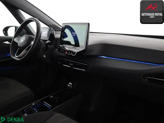 Volkswagen ID.3 view 9