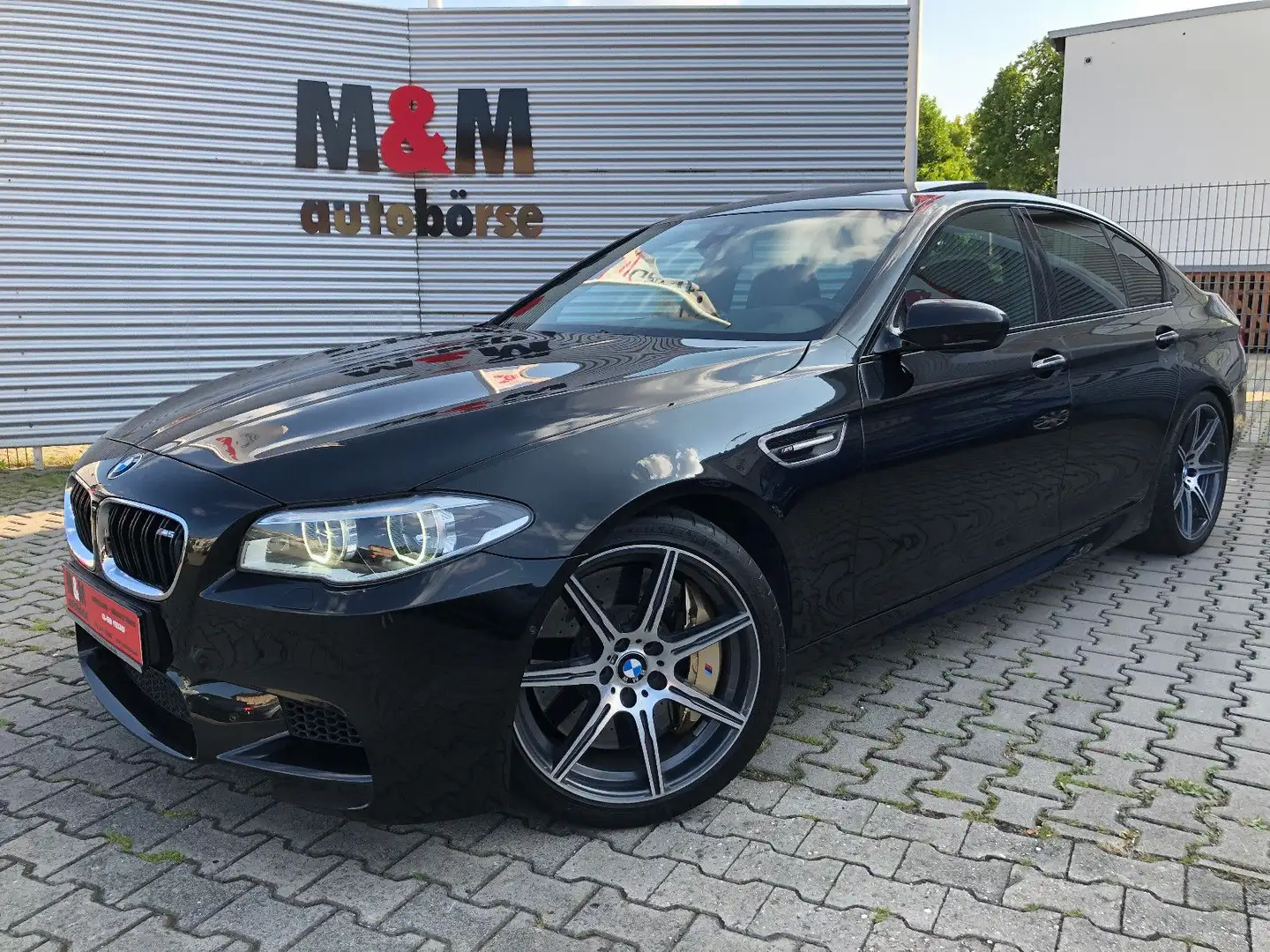 BMW M5 Competition LCI Panorama/HuD/HarmanKardon/LED Schwarz - 1