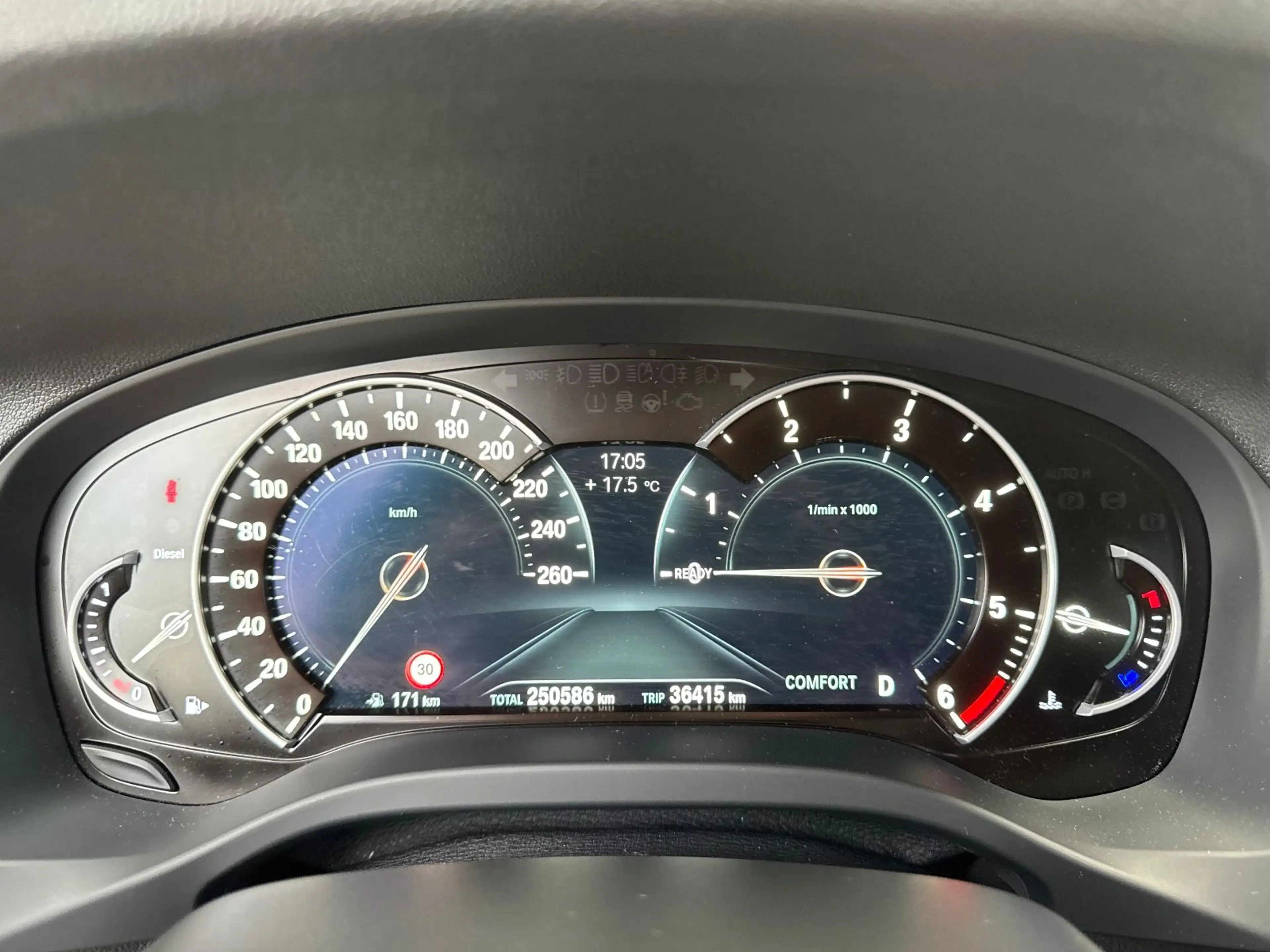 BMW X3 xDrive 20 d LM18°Head°Parking Assi°DAB°AHK°1 — photo 15