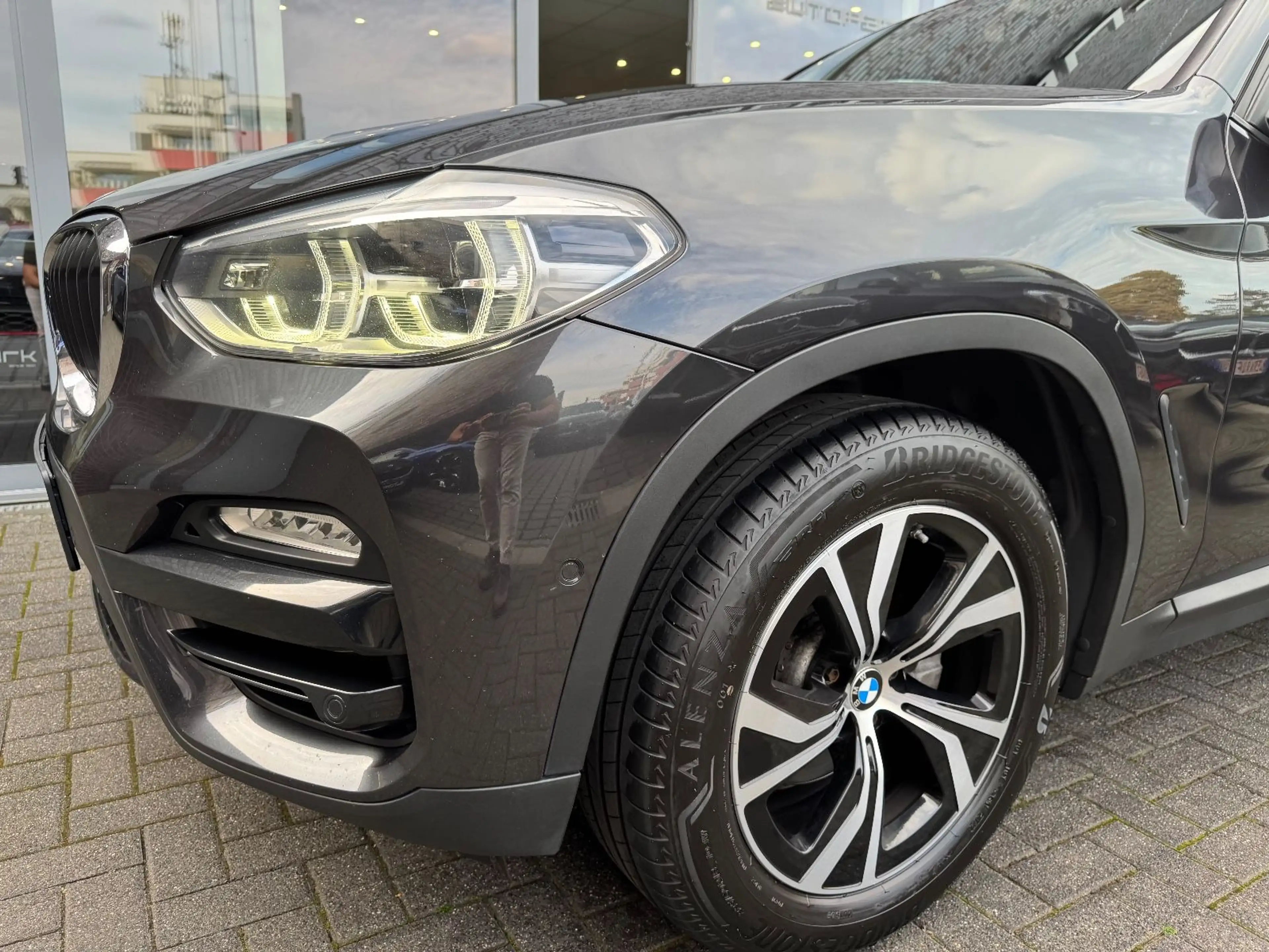 BMW X3 xDrive 20 d LM18°Head°Parking Assi°DAB°AHK°1 — photo 14