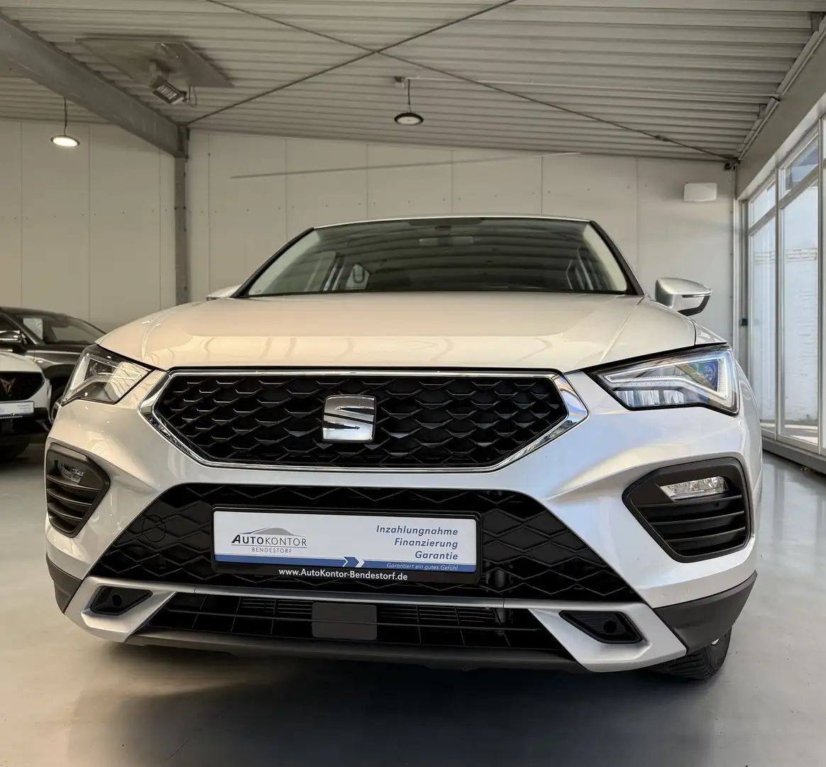 SEAT Ateca Style *LED *AHK *Navi *PDC *Virtual Silber - 1