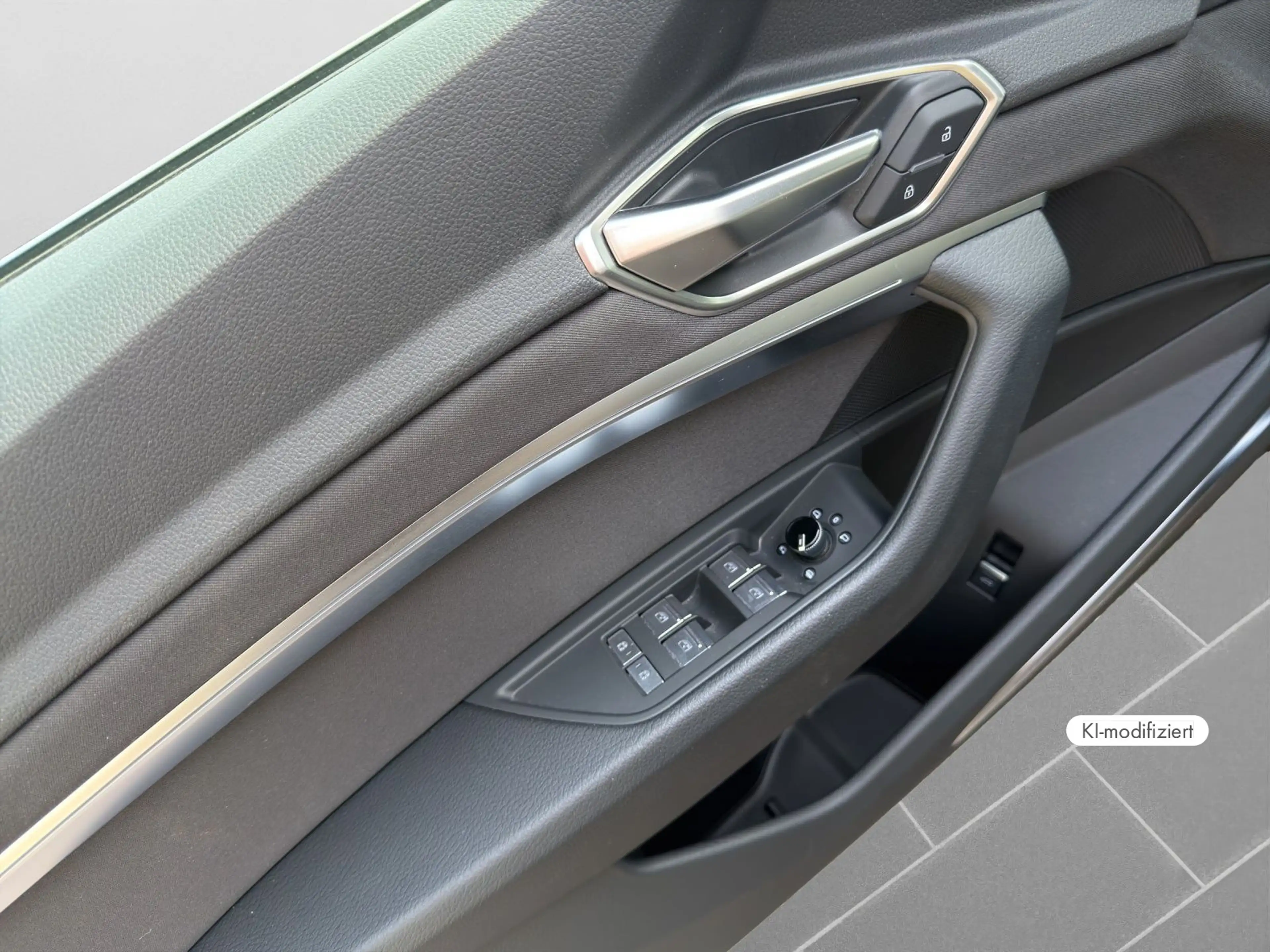 Audi Q8 e-tron 50 quattro advanced MATRIX P — photo 13