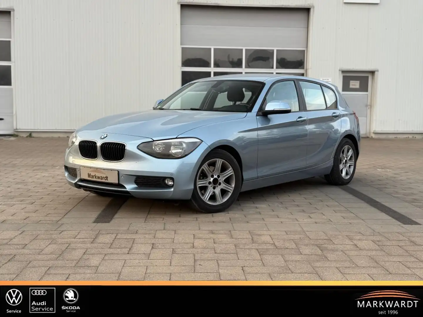 BMW 116 116 i Blau - 1