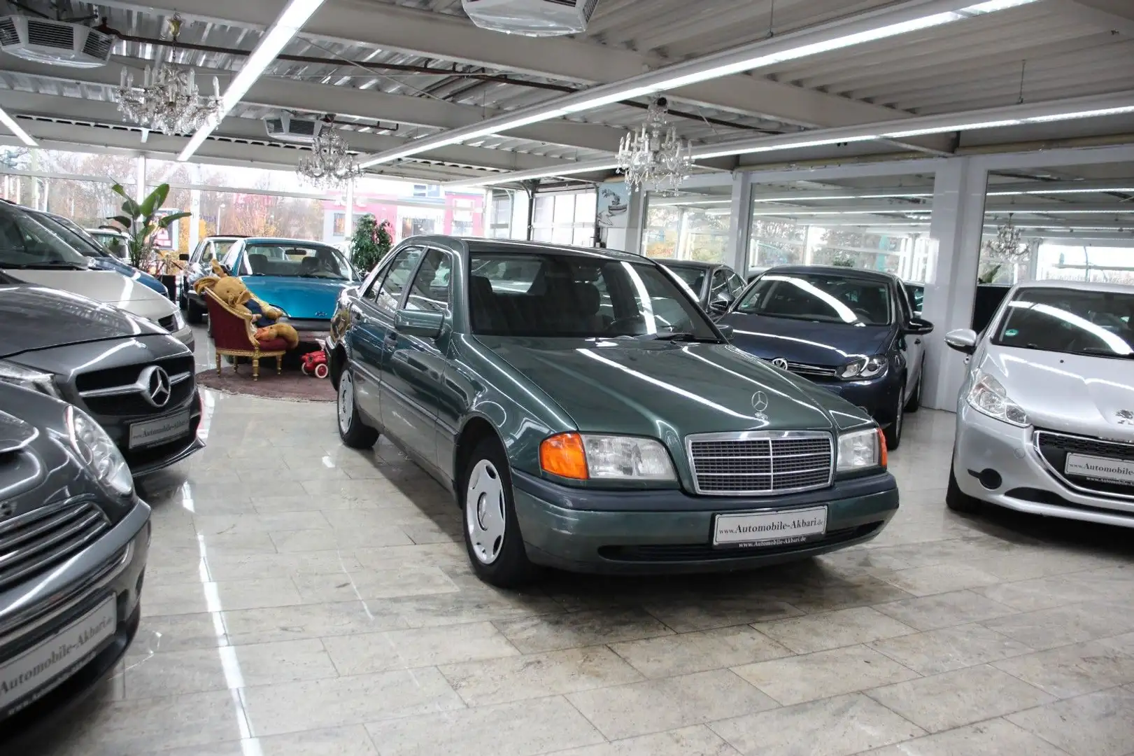 Mercedes-Benz C 200 D *Automatik*H-Zulassung* Зелений - 2