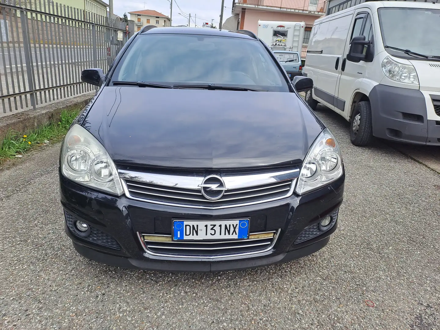 Opel Astra SW 1.7 cdti Cosmo 110cv Noir - 2