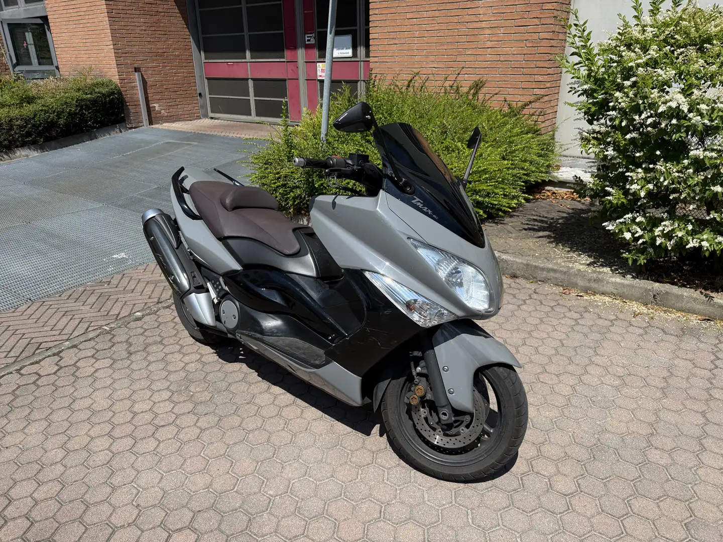 Yamaha TMAX 500 - 2