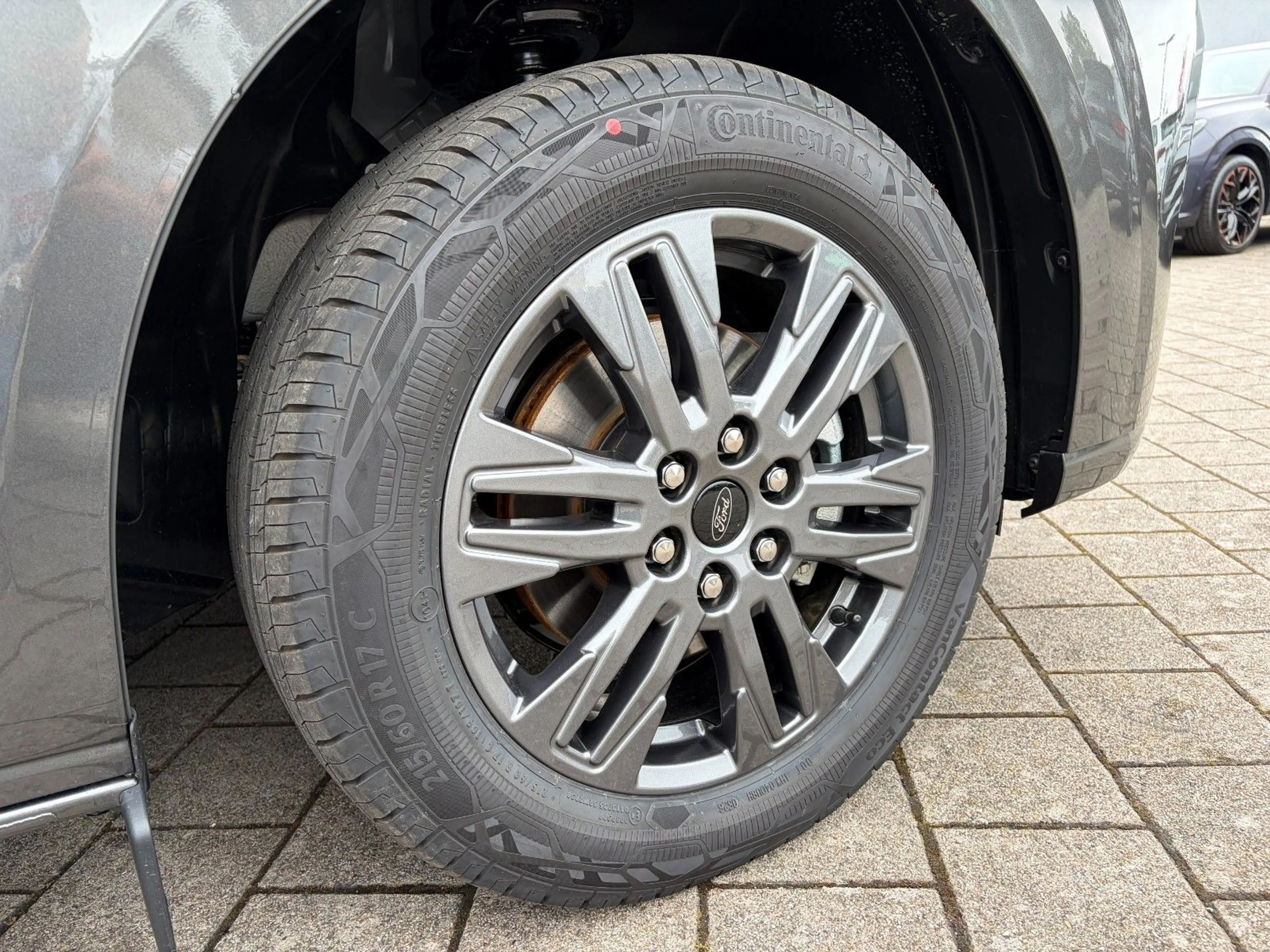 Ford Tourneo Custom 2.0 EcoBlue Aut. AWD Titanium 8SI — photo 4