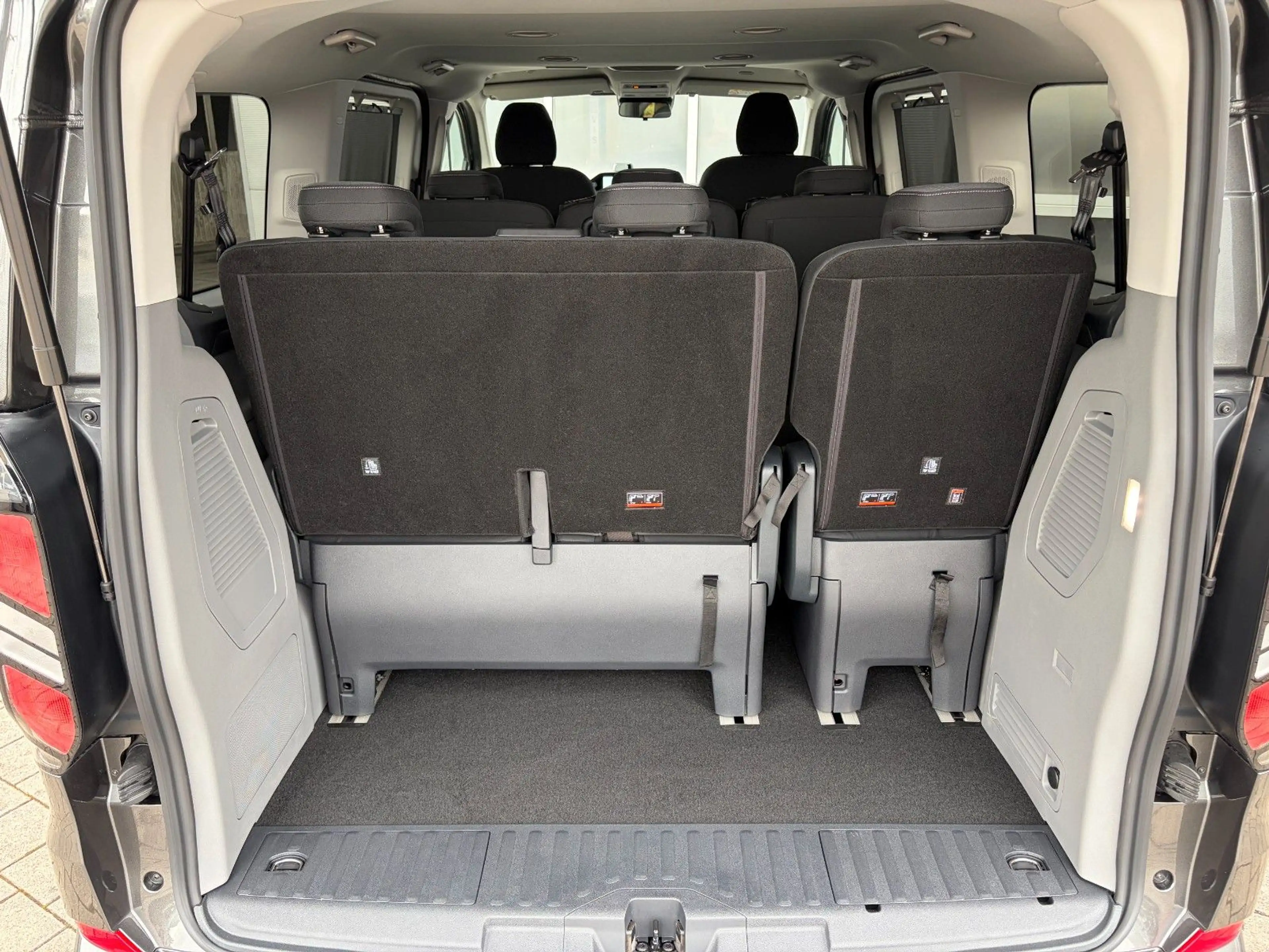 Ford Tourneo Custom 2.0 EcoBlue Aut. AWD Titanium 8SI — photo 15