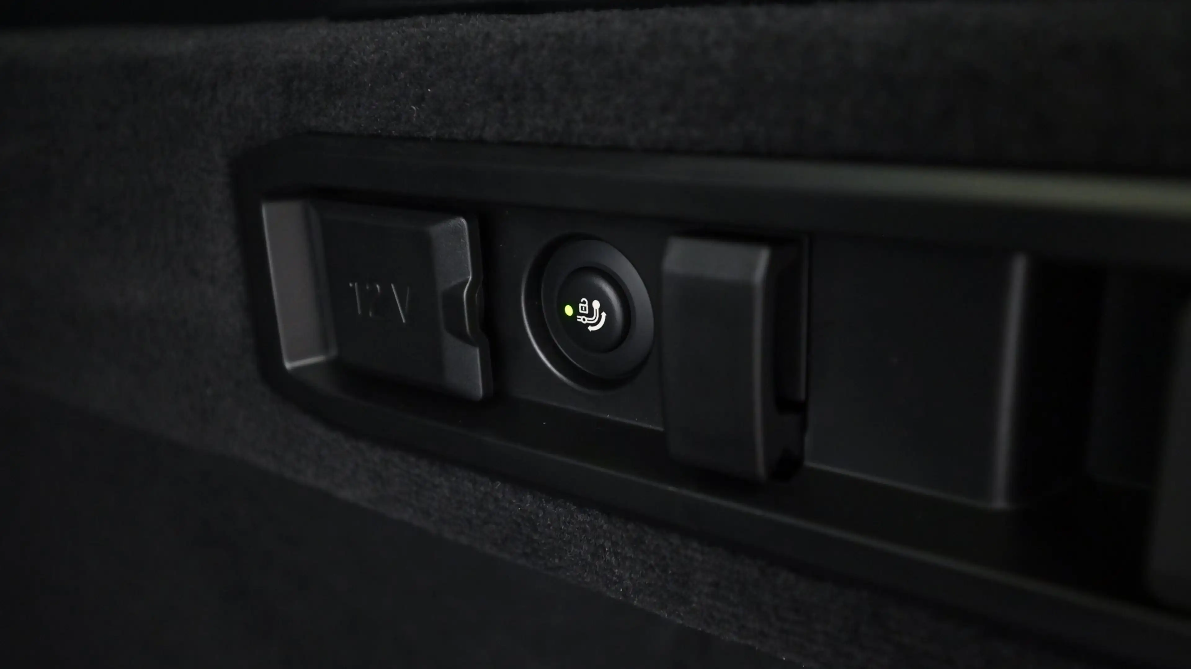 BMW i5 xDrive40 83,9kWh — photo 7