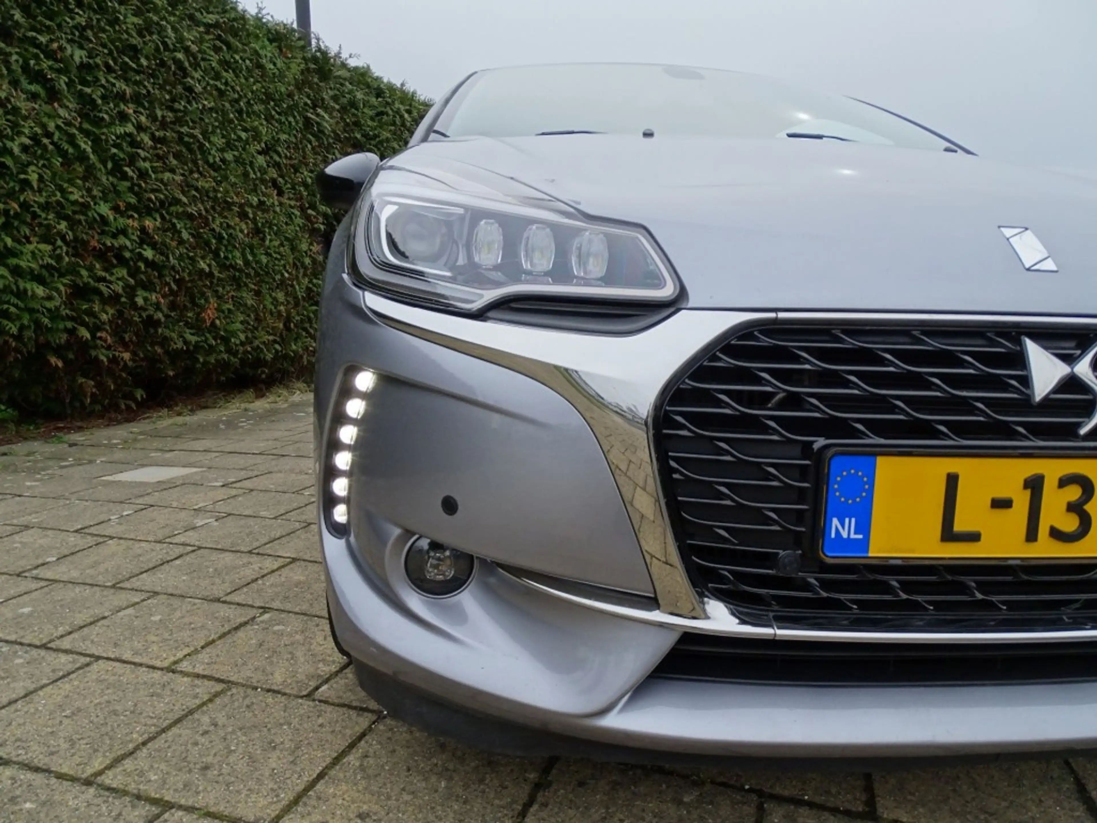 DS Automobiles DS 3 1.2 PT CON. CHIC-Clima-Navi-Led-Blth-Pdc-Came-Trkh — photo 5