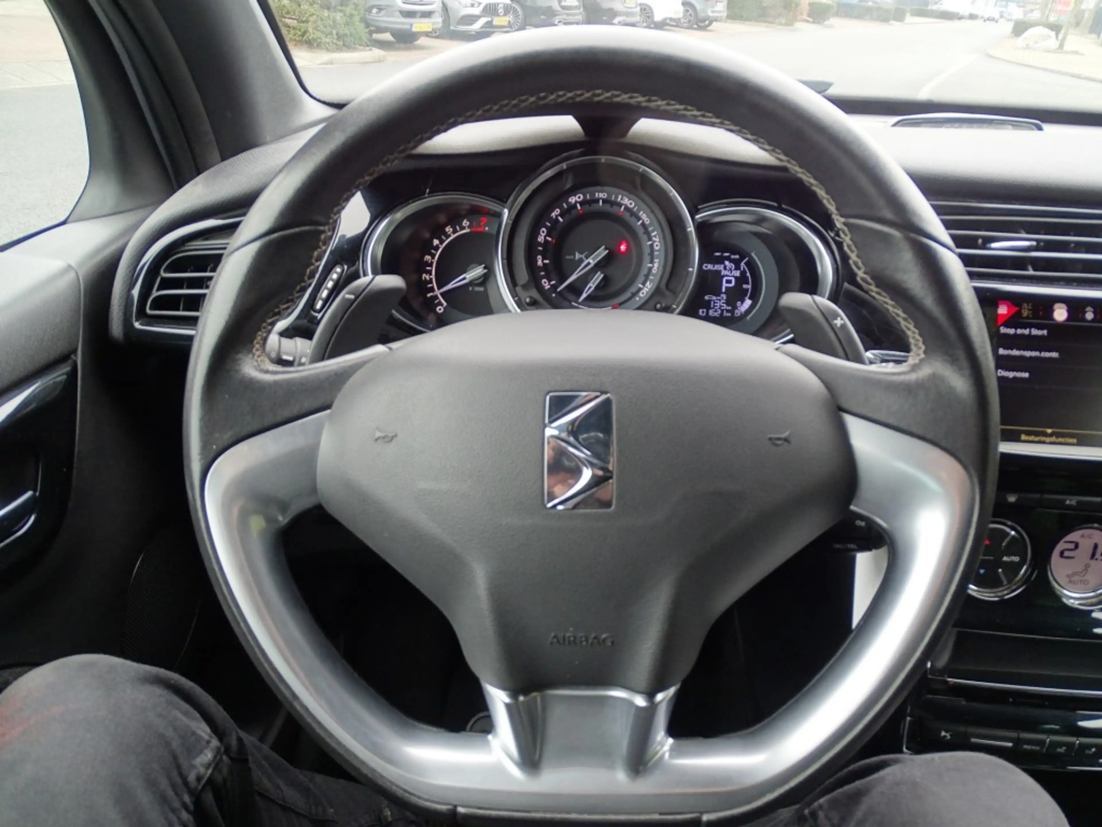 DS Automobiles DS 3 1.2 PT CON. CHIC-Clima-Navi-Led-Blth-Pdc-Came-Trkh — photo 8