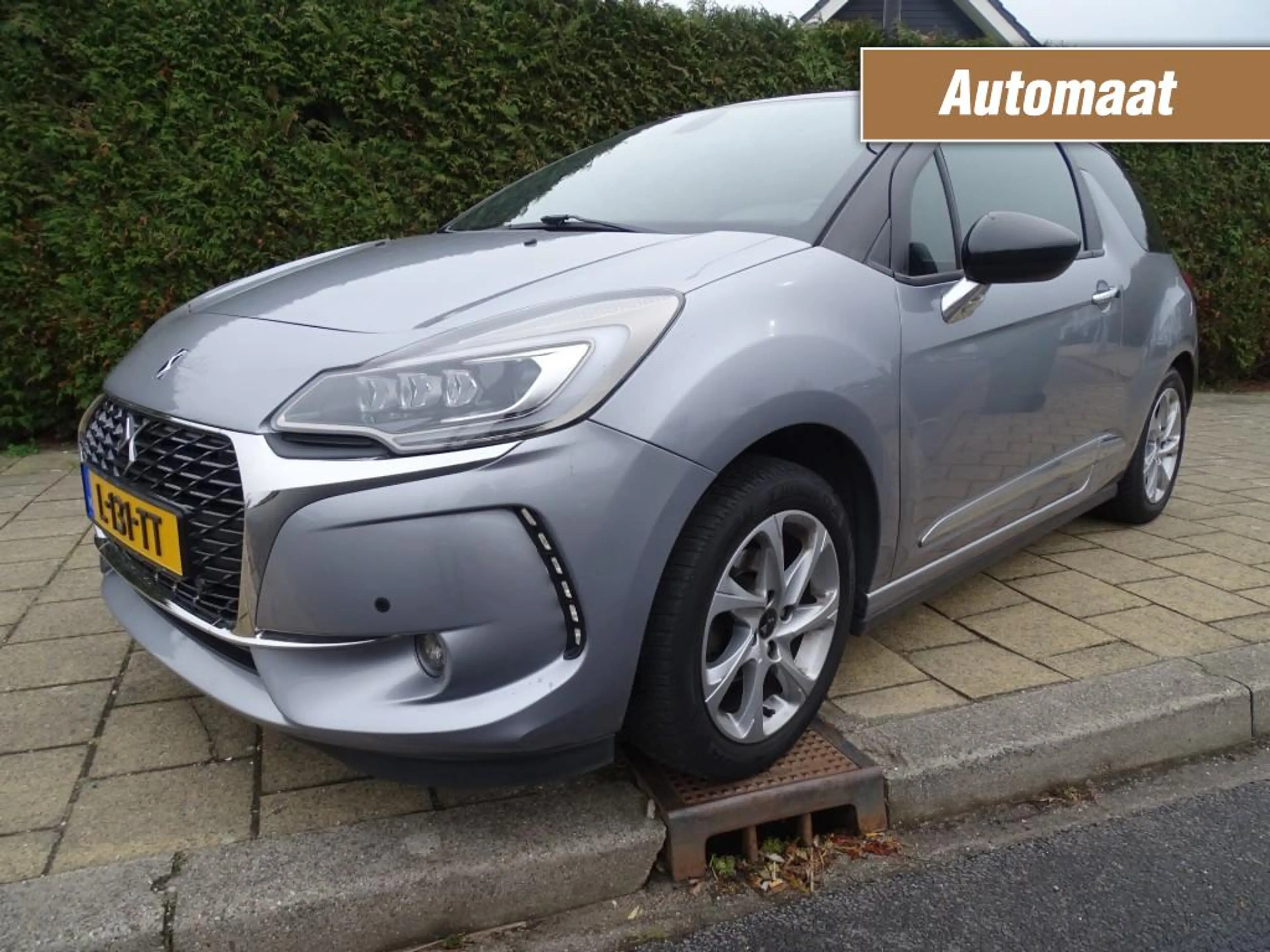 DS Automobiles DS 3 1.2 PT CON. CHIC-Clima-Navi-Led-Blth-Pdc-Came-Trkh