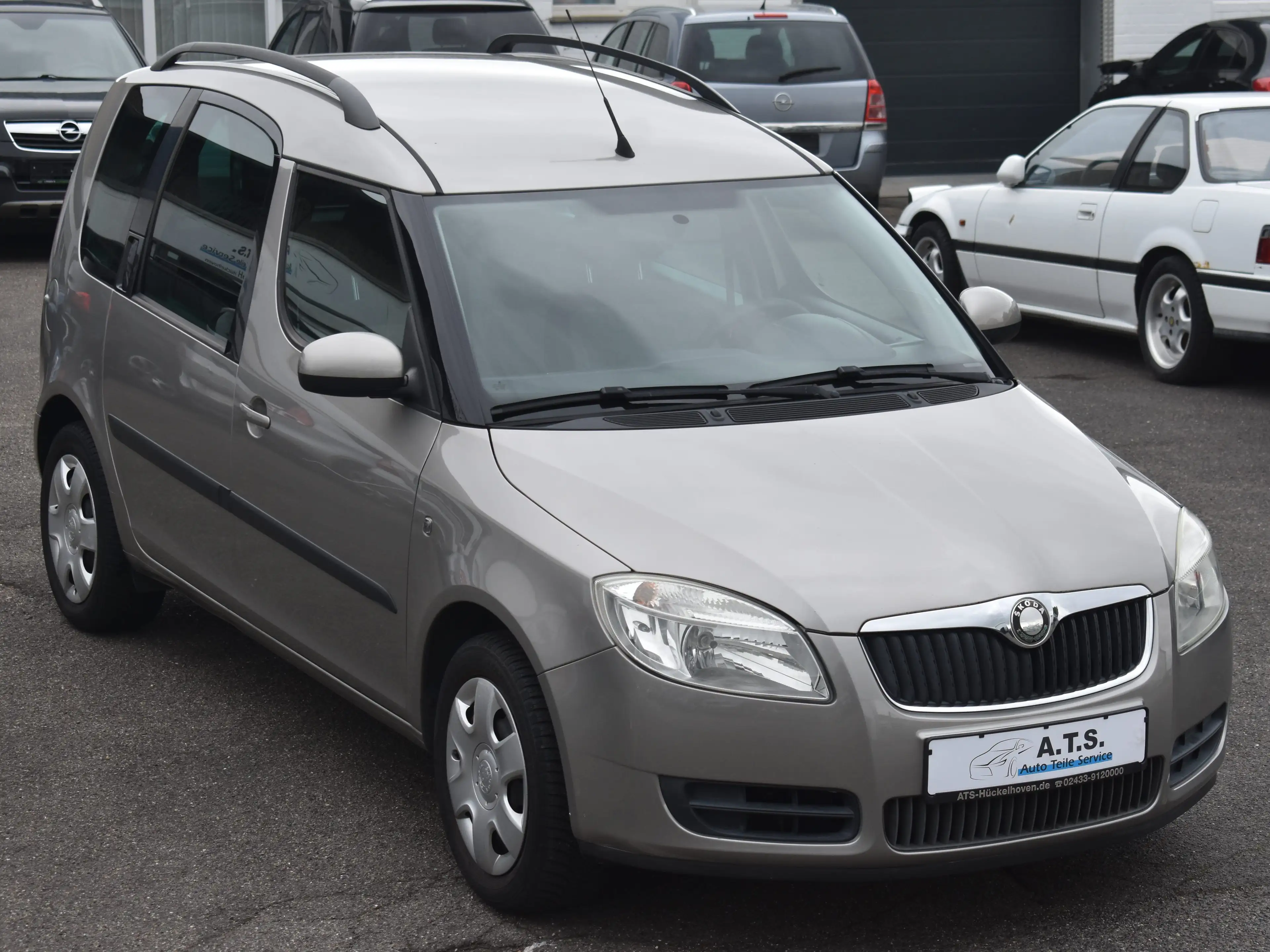 Skoda Roomster 1.6 Style PLUS EDITION *ZAHNRIEMEN NEU*AUS 1. HAND — photo 9