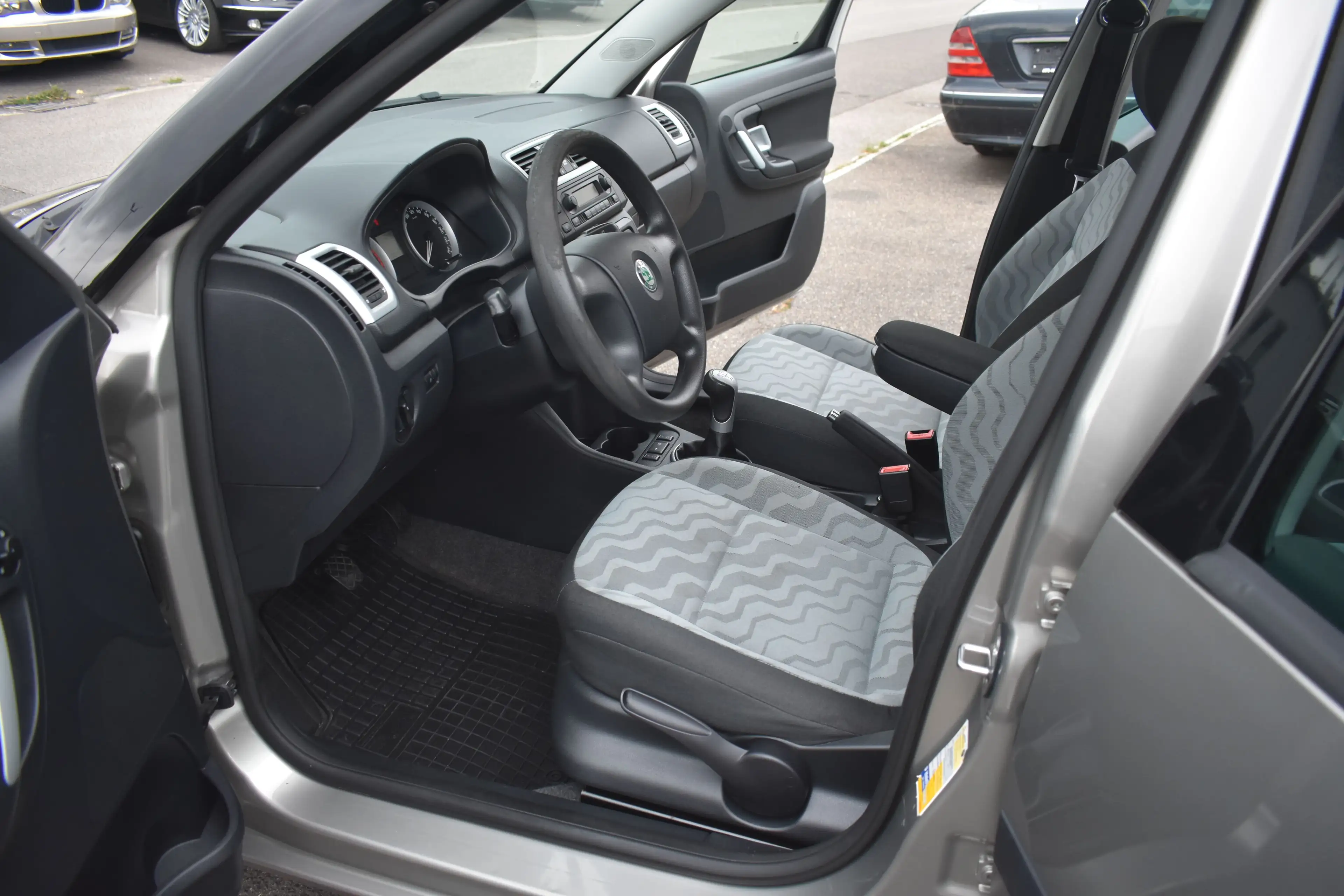 Skoda Roomster 1.6 Style PLUS EDITION *ZAHNRIEMEN NEU*AUS 1. HAND — photo 15