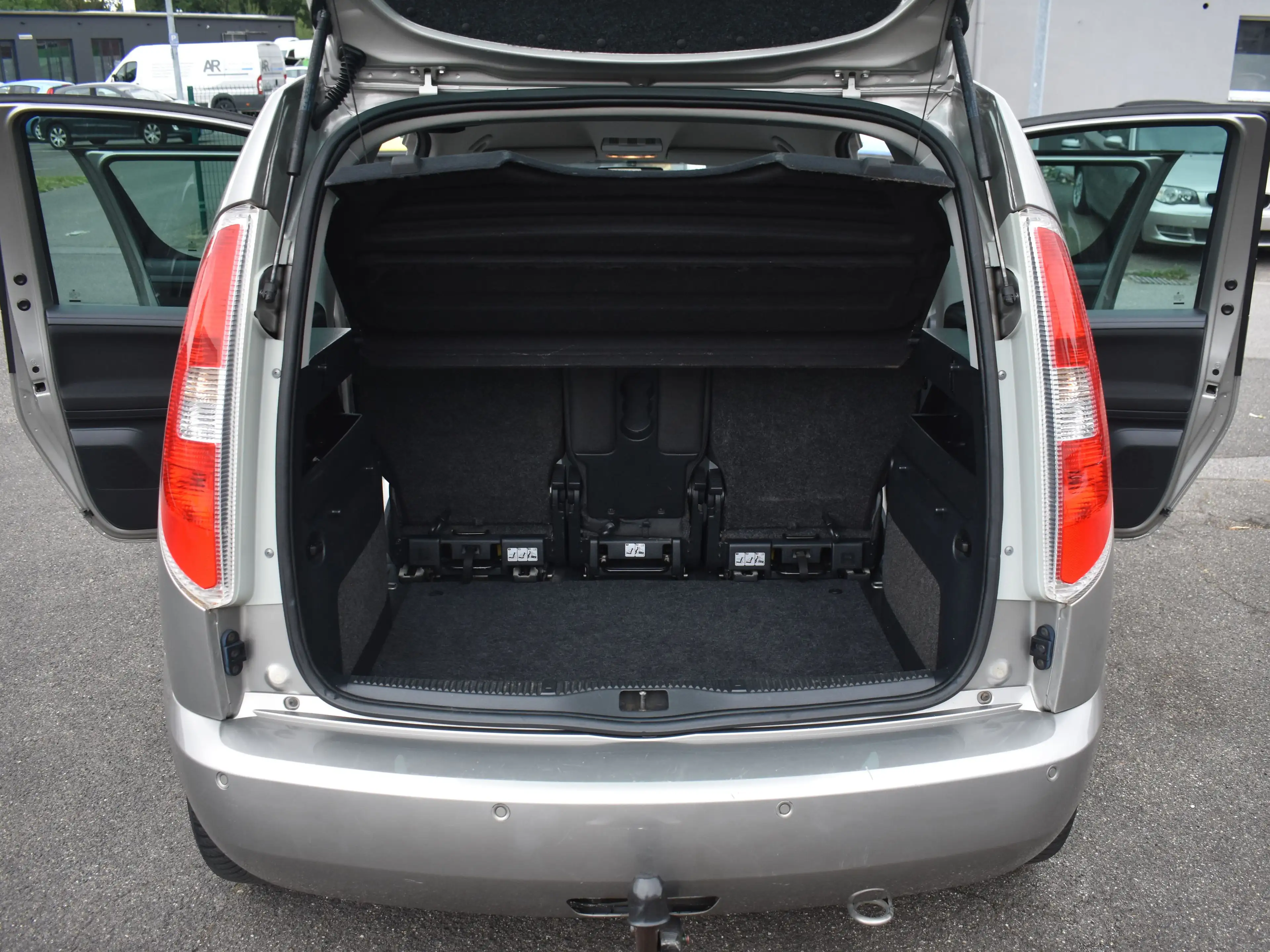 Skoda Roomster 1.6 Style PLUS EDITION *ZAHNRIEMEN NEU*AUS 1. HAND — photo 13