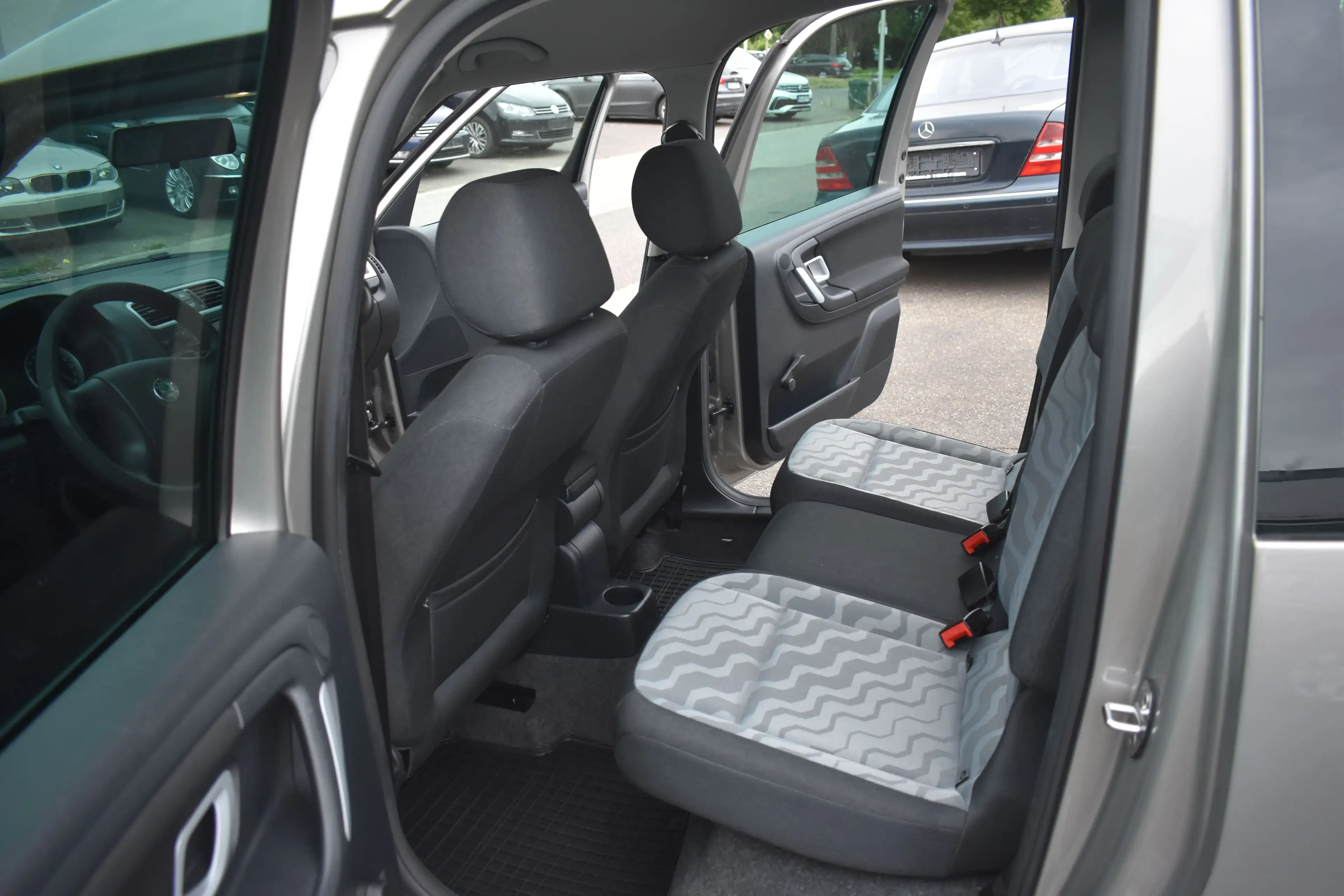 Skoda Roomster 1.6 Style PLUS EDITION *ZAHNRIEMEN NEU*AUS 1. HAND — photo 14
