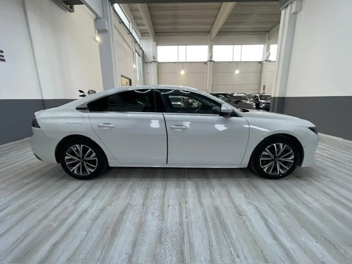 Peugeot 508 508 BlueHDi 130 Stop&Start GT Line Weiß - 2