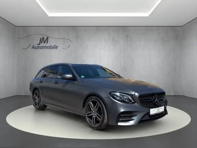 Mercedes-Benz E 43 AMG 4Matic Matt Pano 360° AHK Memory