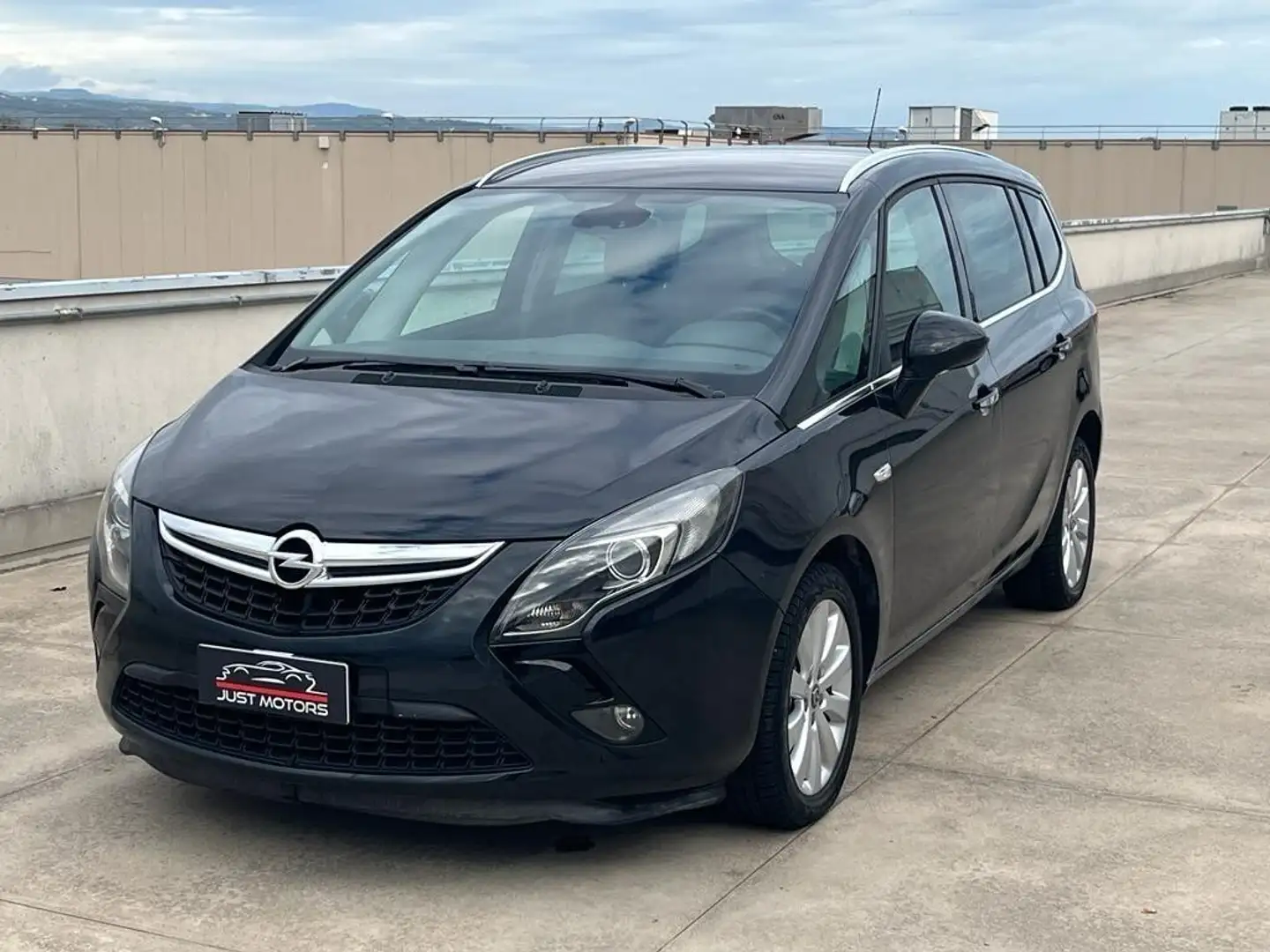 Opel Zafira Tourer 1.6 Turbo EcoM 150CV Cosmo Fekete - 1