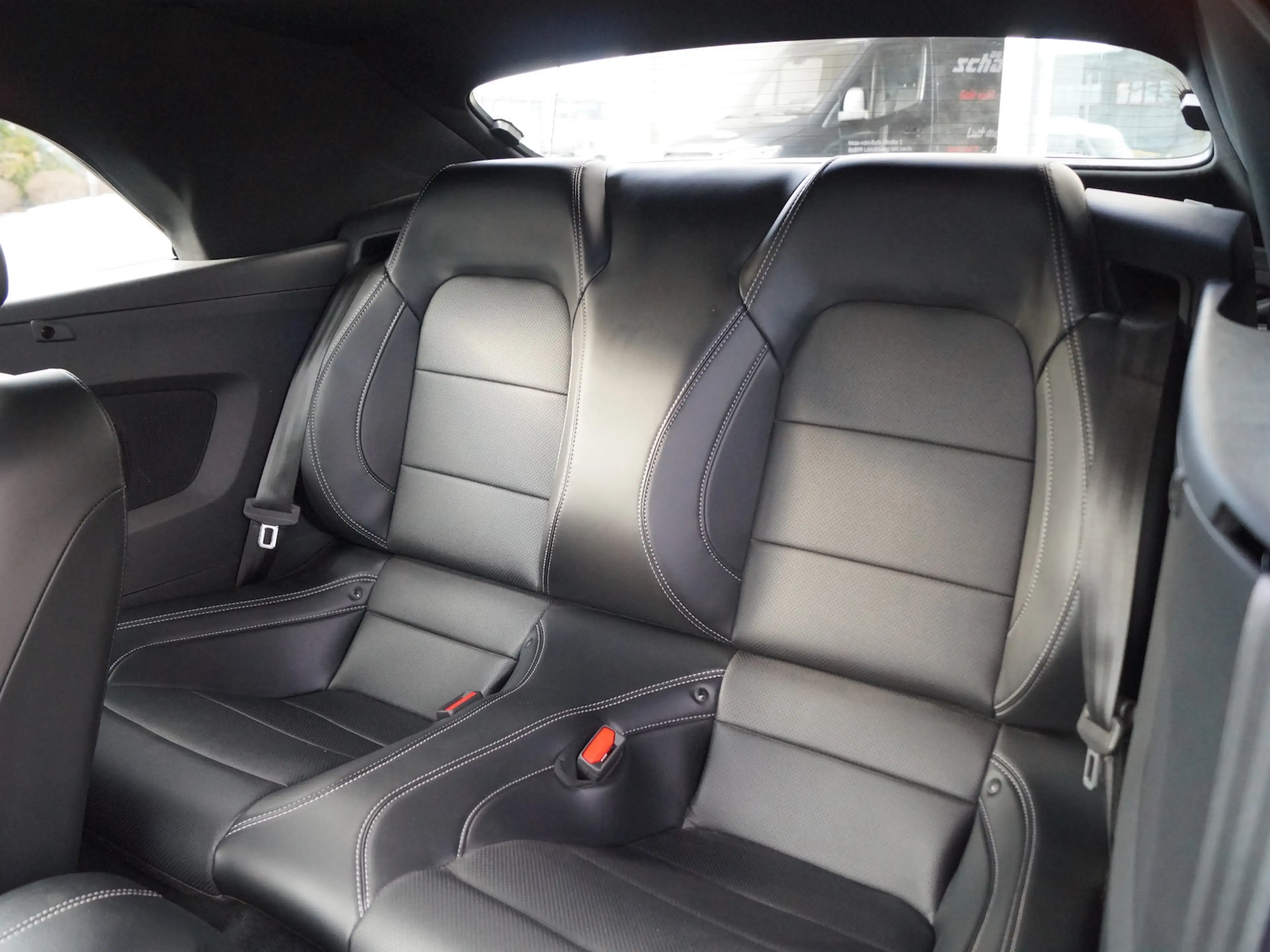 Ford Mustang GT Convertible 5.0 Ti-VCT V8 Aut. Cabrio — photo 10