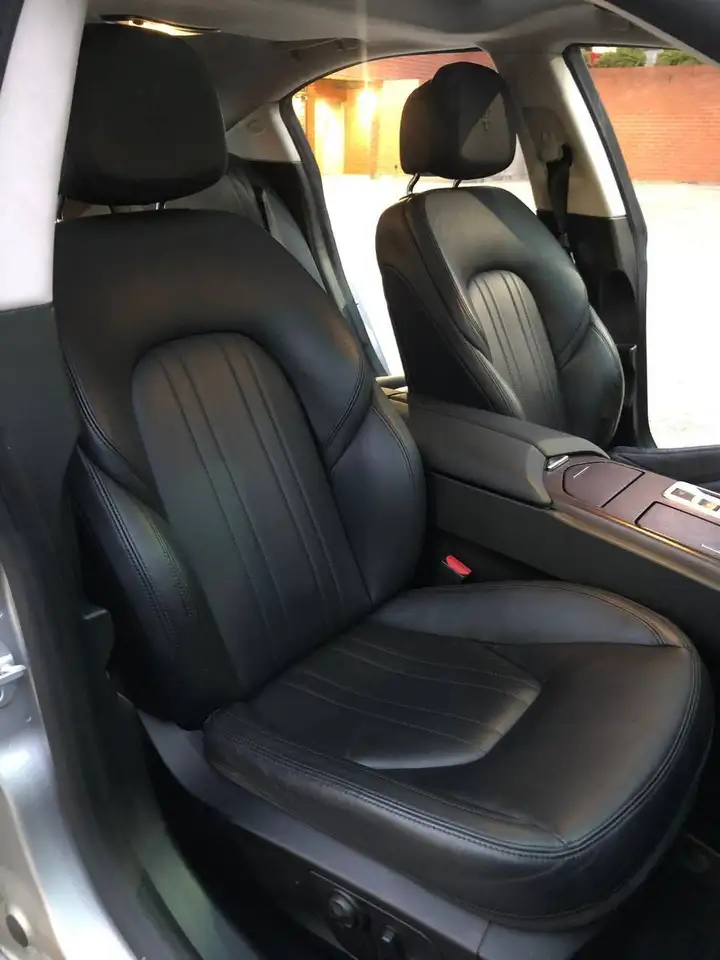 Maserati Ghibli снимка Maserati Ghibli