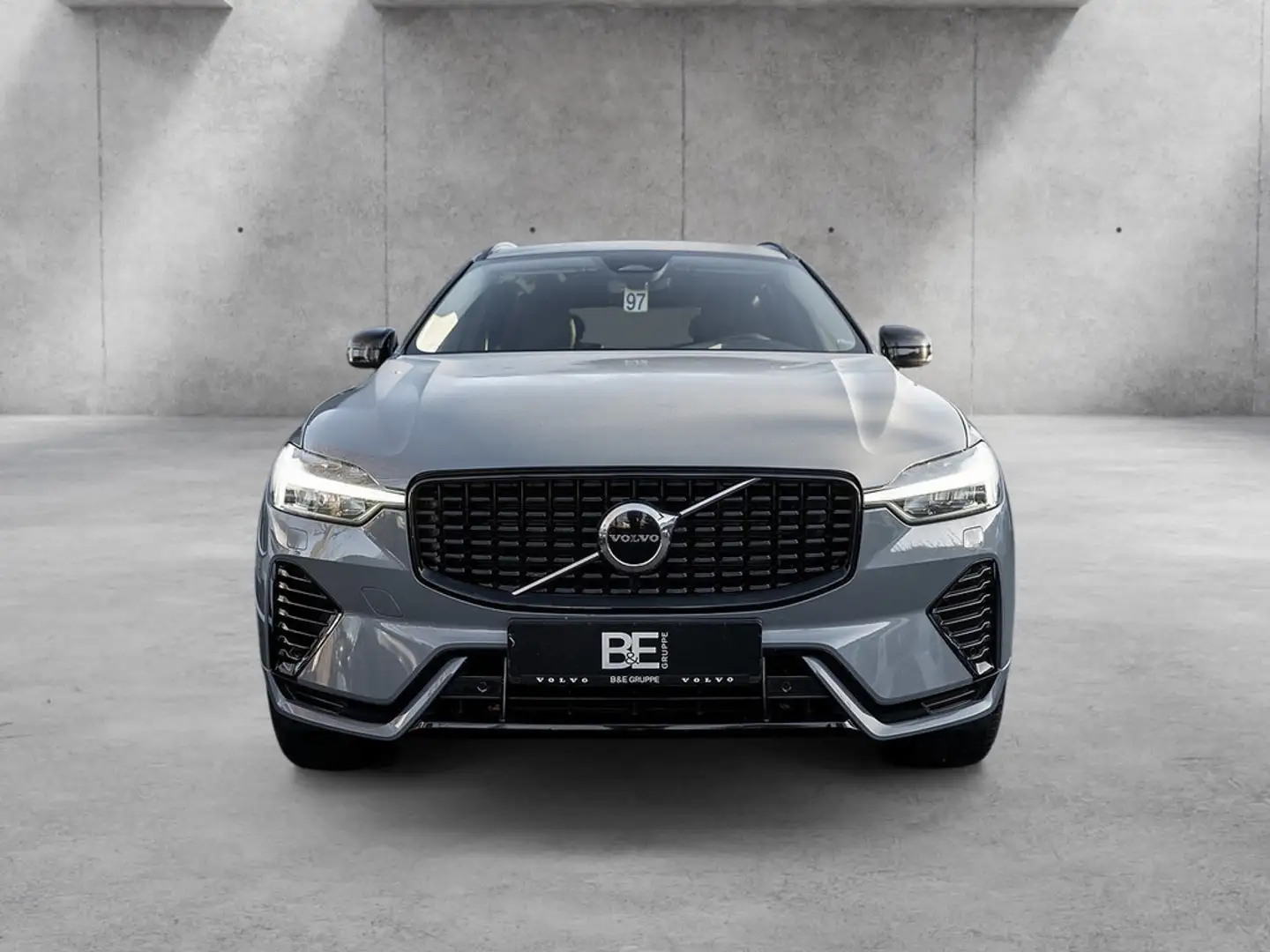 Volvo XC60 T8 R-Design Recharge Plug-In Hybrid AWD Grau - 2