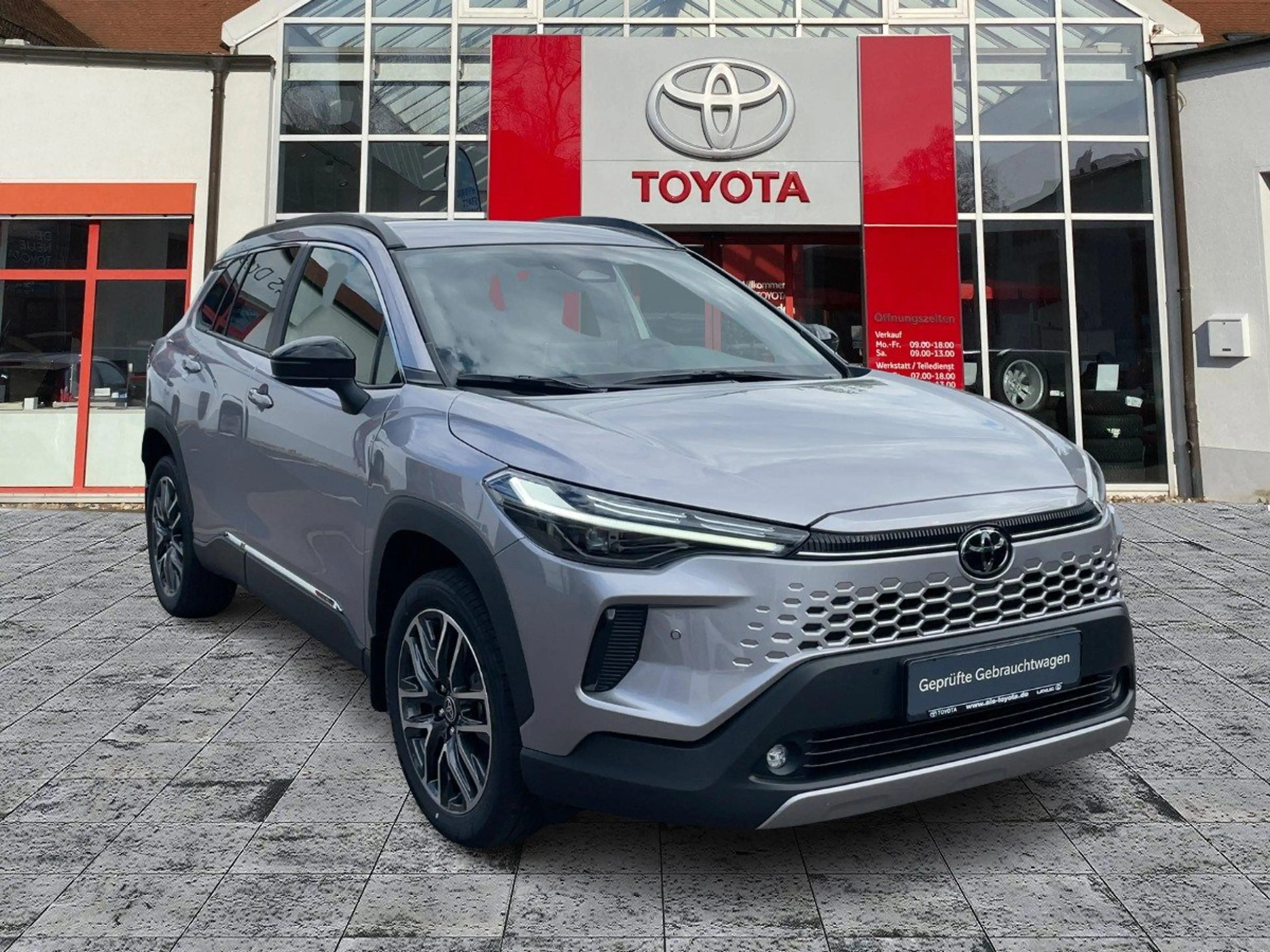 Toyota Corolla Cross 1.8 FWD Teamplayer ACC+LED+Navi+LM — photo 7