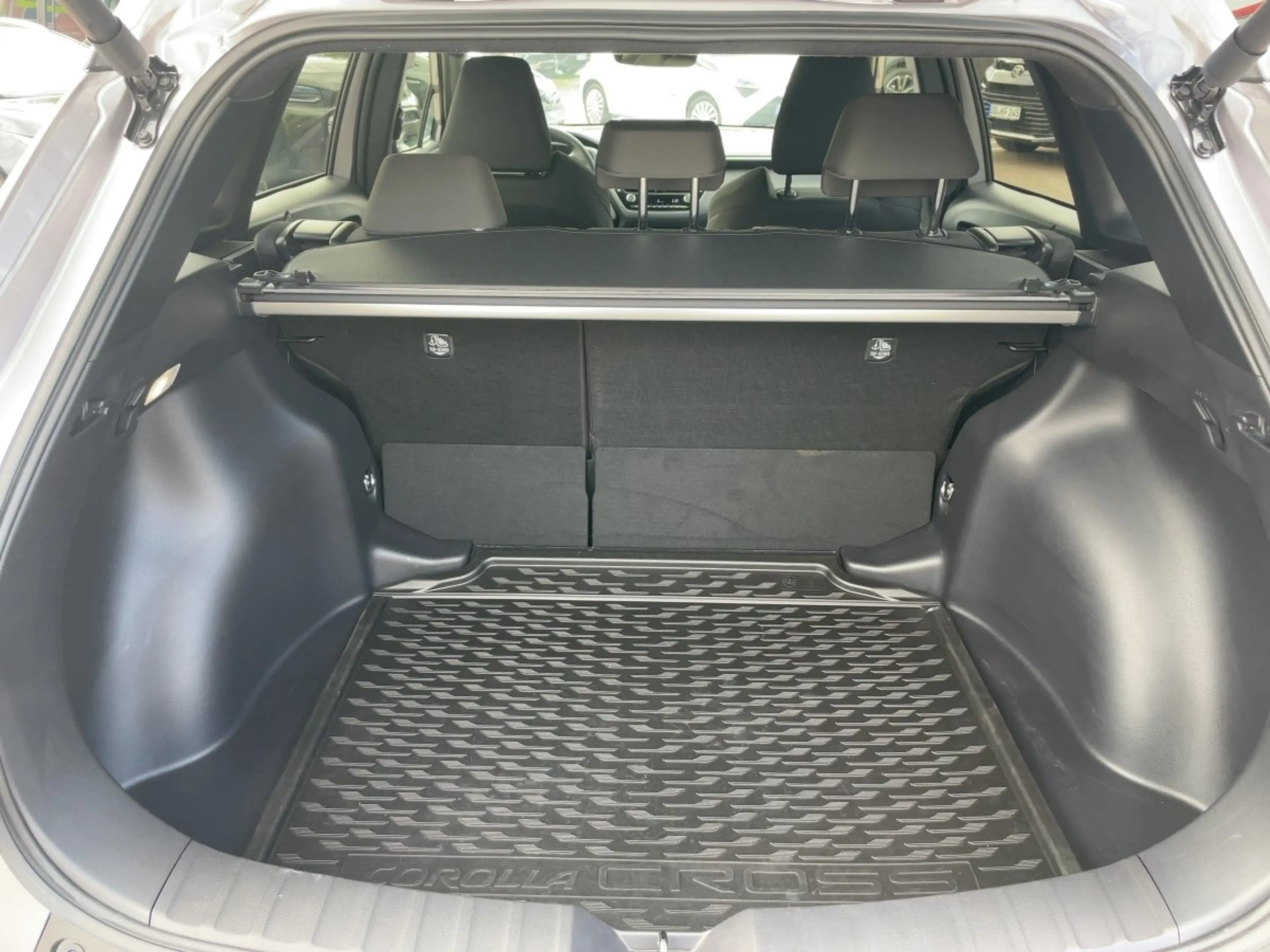 Toyota Corolla Cross 1.8 FWD Teamplayer ACC+LED+Navi+LM — photo 8