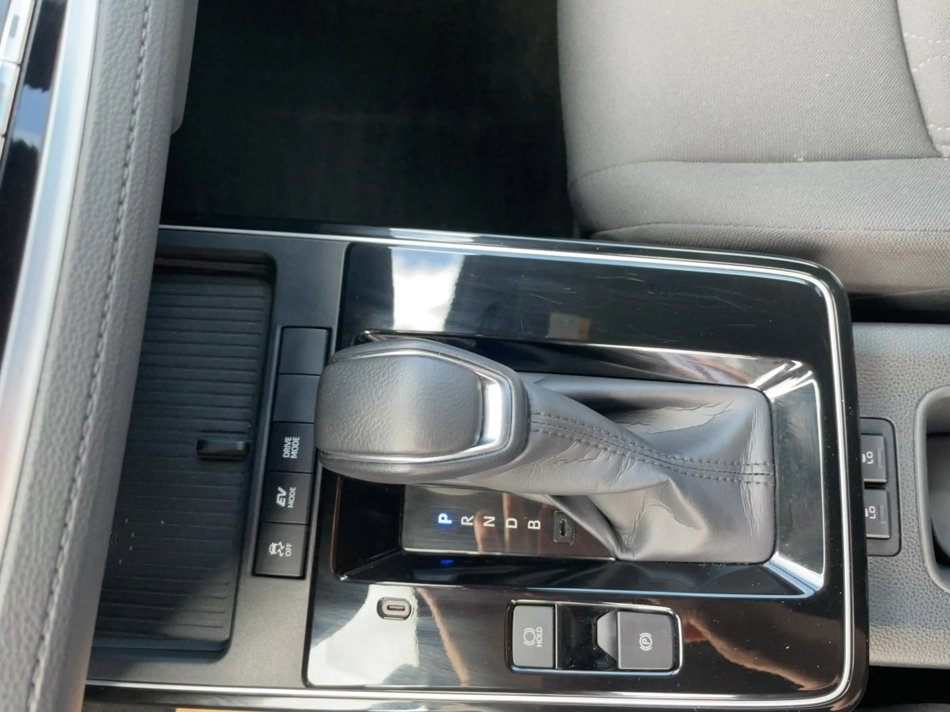 Toyota Corolla Cross 1.8 FWD Teamplayer ACC+LED+Navi+LM — photo 20