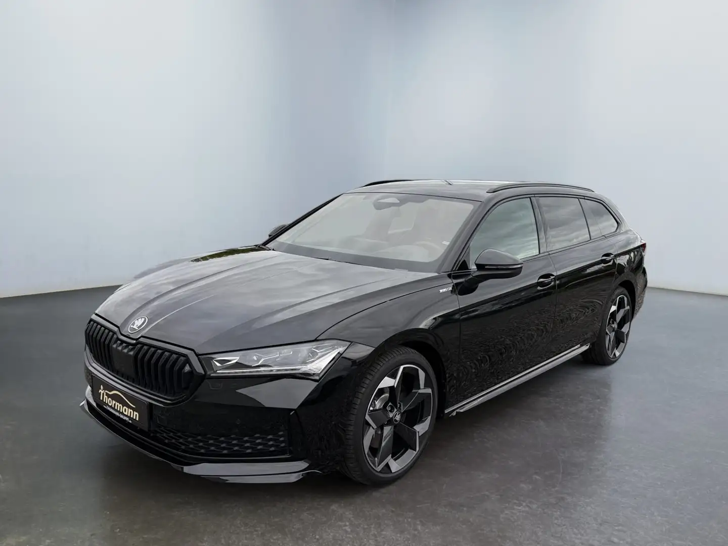 Skoda Superb Combi Sportline 2.0 TDI 4x4 DSG MATRIX Nero - 2