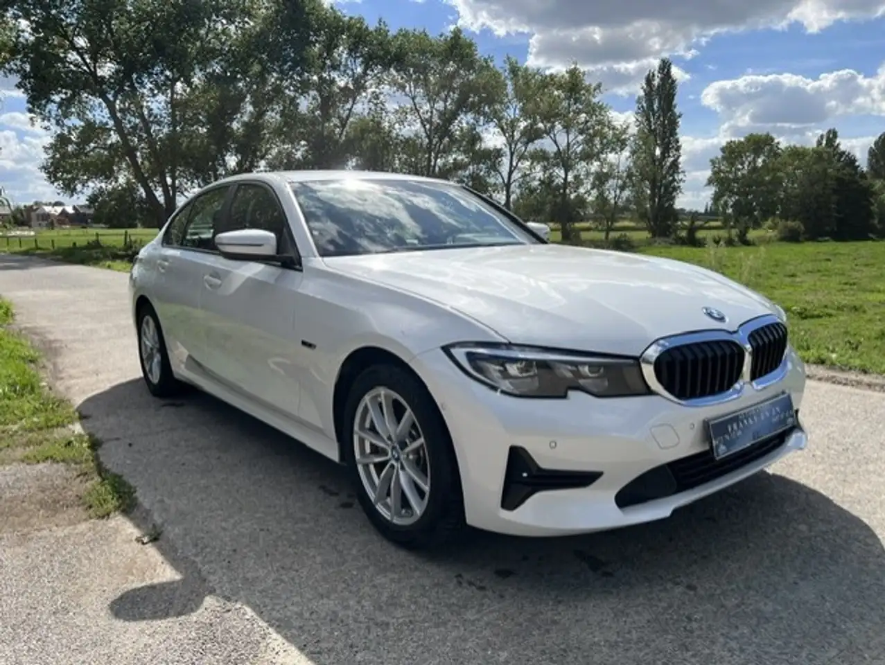 BMW 320 320eA PHEV AUT !275PK! *Navi*Cam*Leder*Apps*Lane* BTW incl, миниатюра 3
