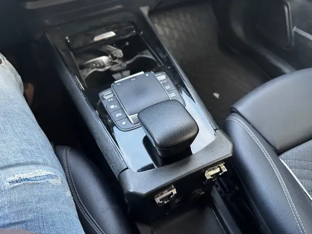 Mercedes-Benz B-Class view 20