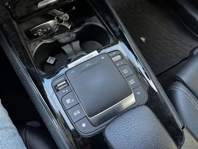 Mercedes-Benz B-Class view 21