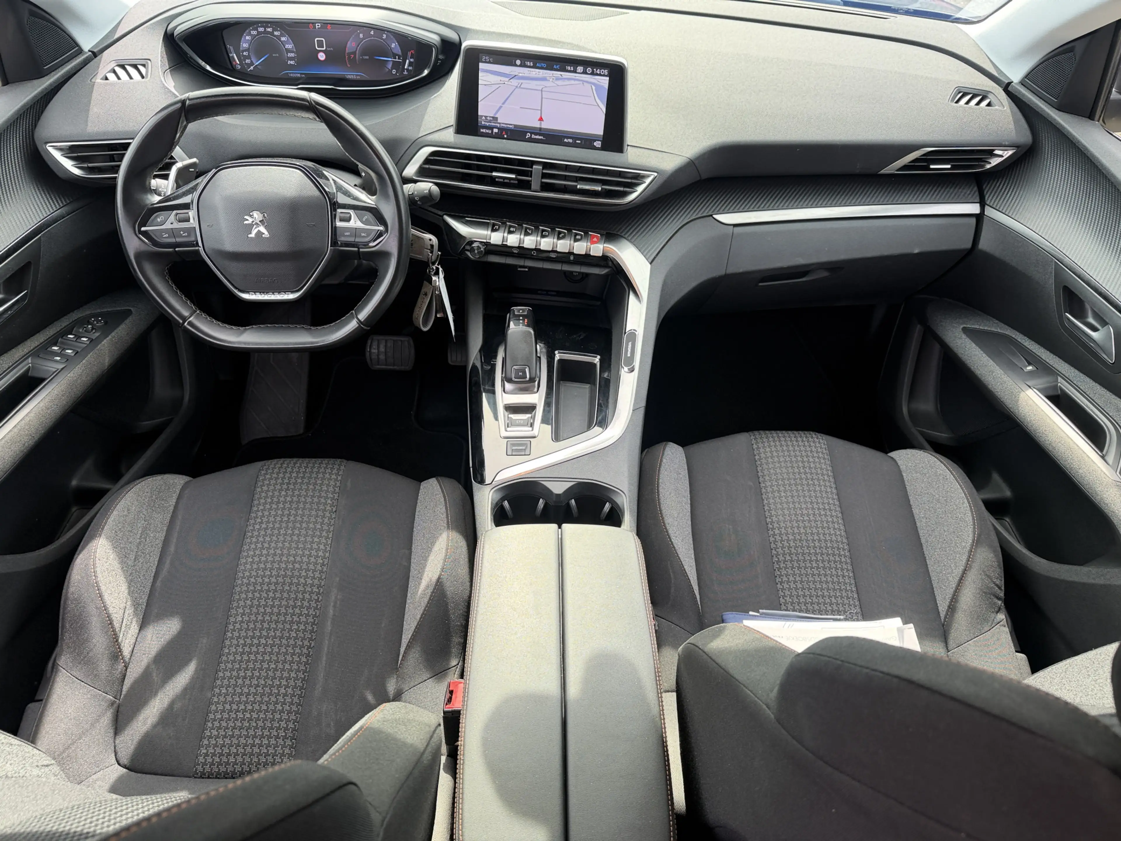 Peugeot 5008 1.2 PureTech Blue Lease Executive 7 Pers Carplay — photo 13