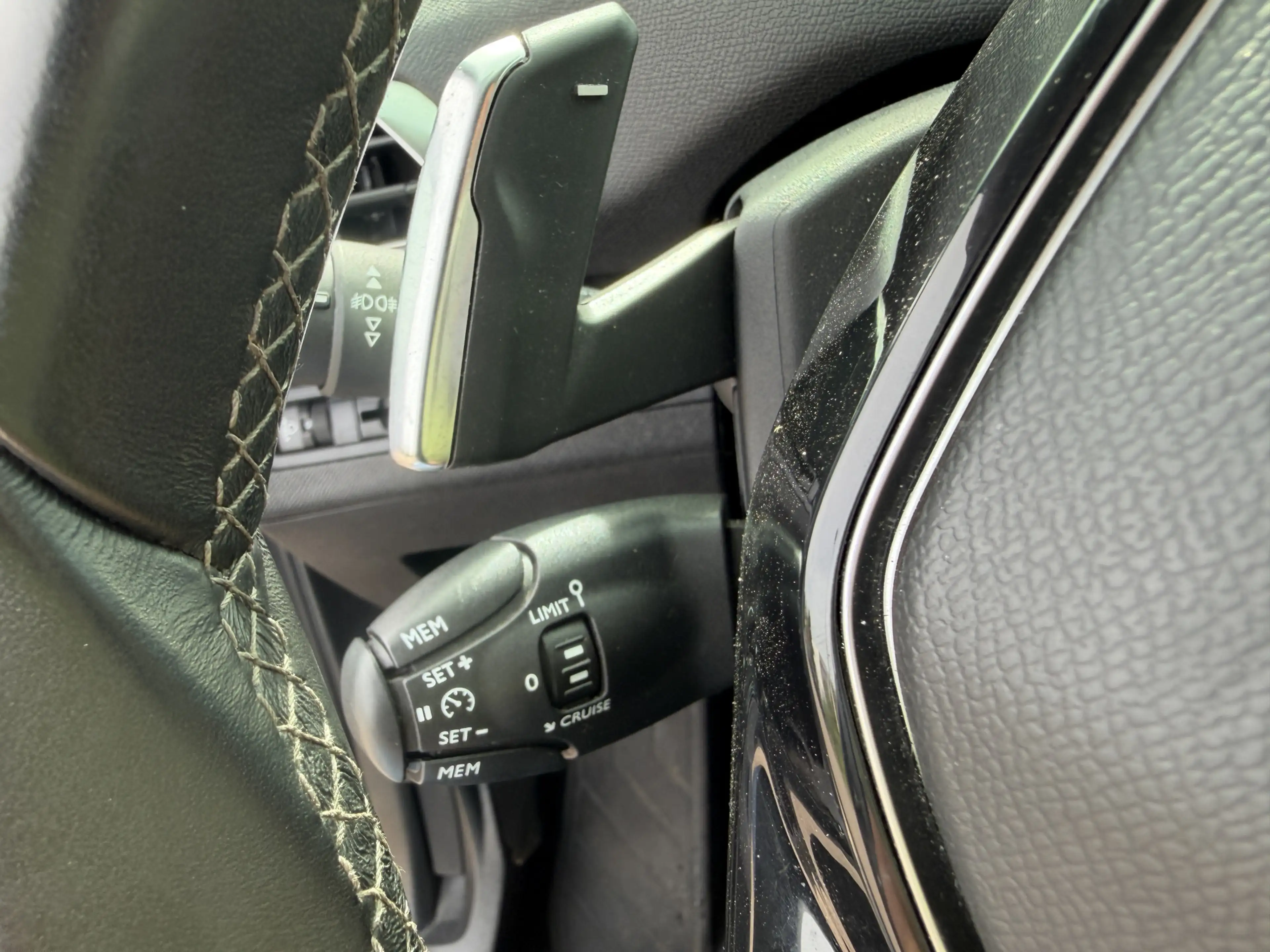 Peugeot 5008 1.2 PureTech Blue Lease Executive 7 Pers Carplay — photo 9