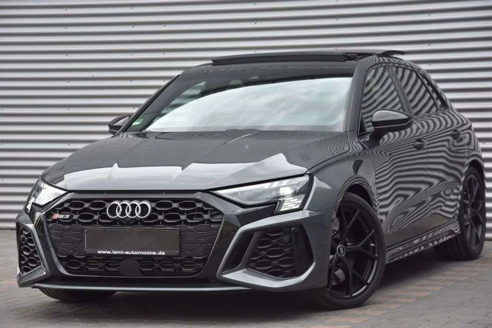 Audi RS3 Sportback Noir - 1