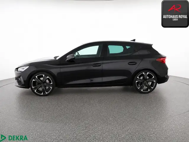 Cupra Leon view 2