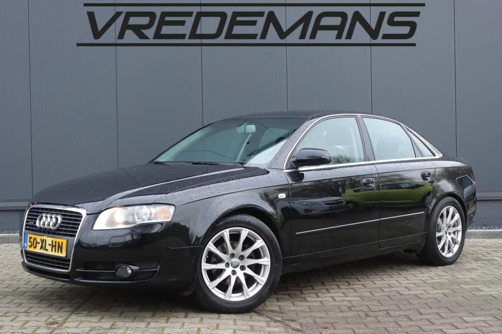 Audi A4 Limousine 2.0 TDI quattro Advance LEDER Schwarz - 1