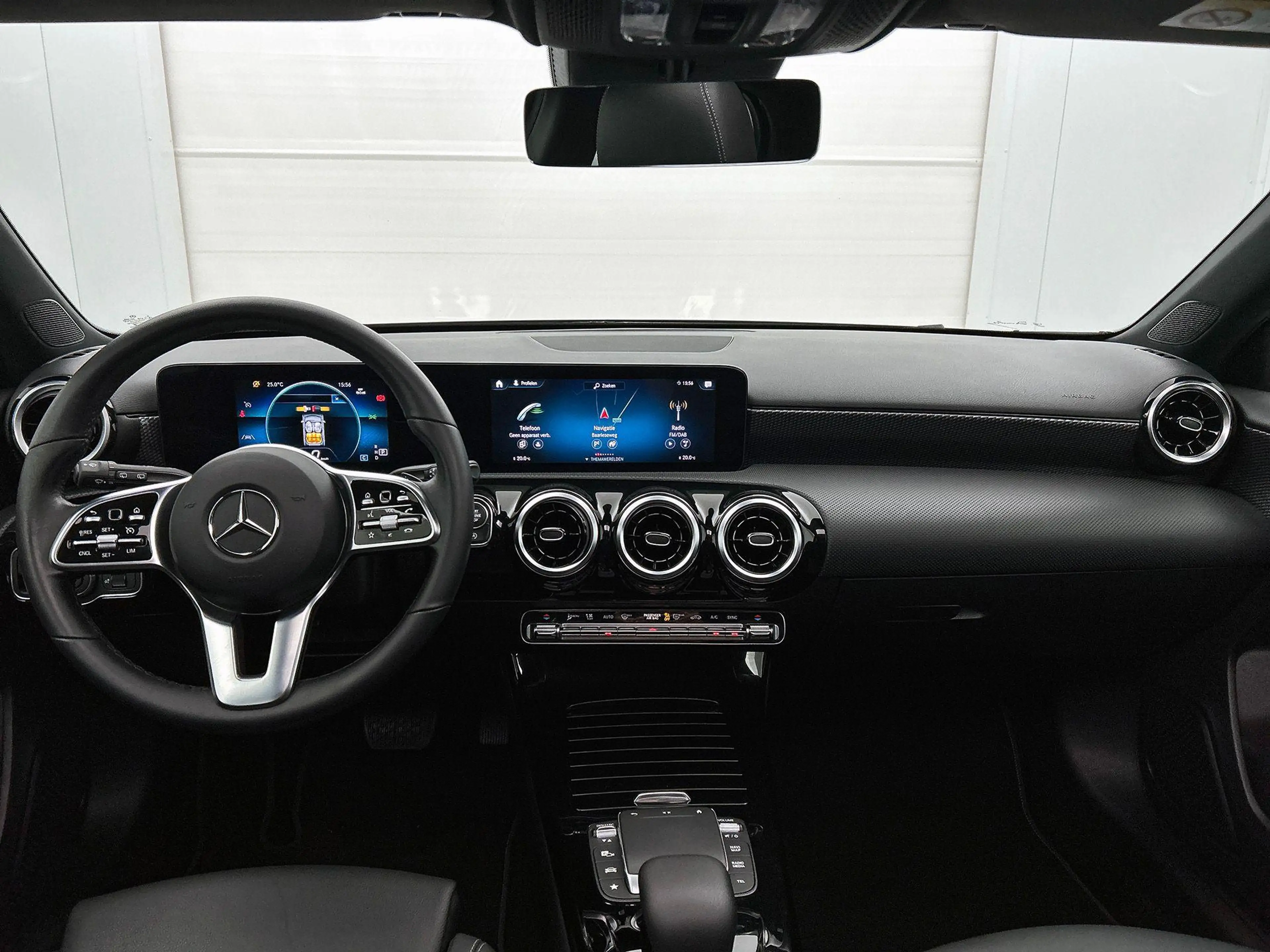 Mercedes-Benz A 180 Business Line | Panoramisch Dak | Verwarmde Zetels — photo 3