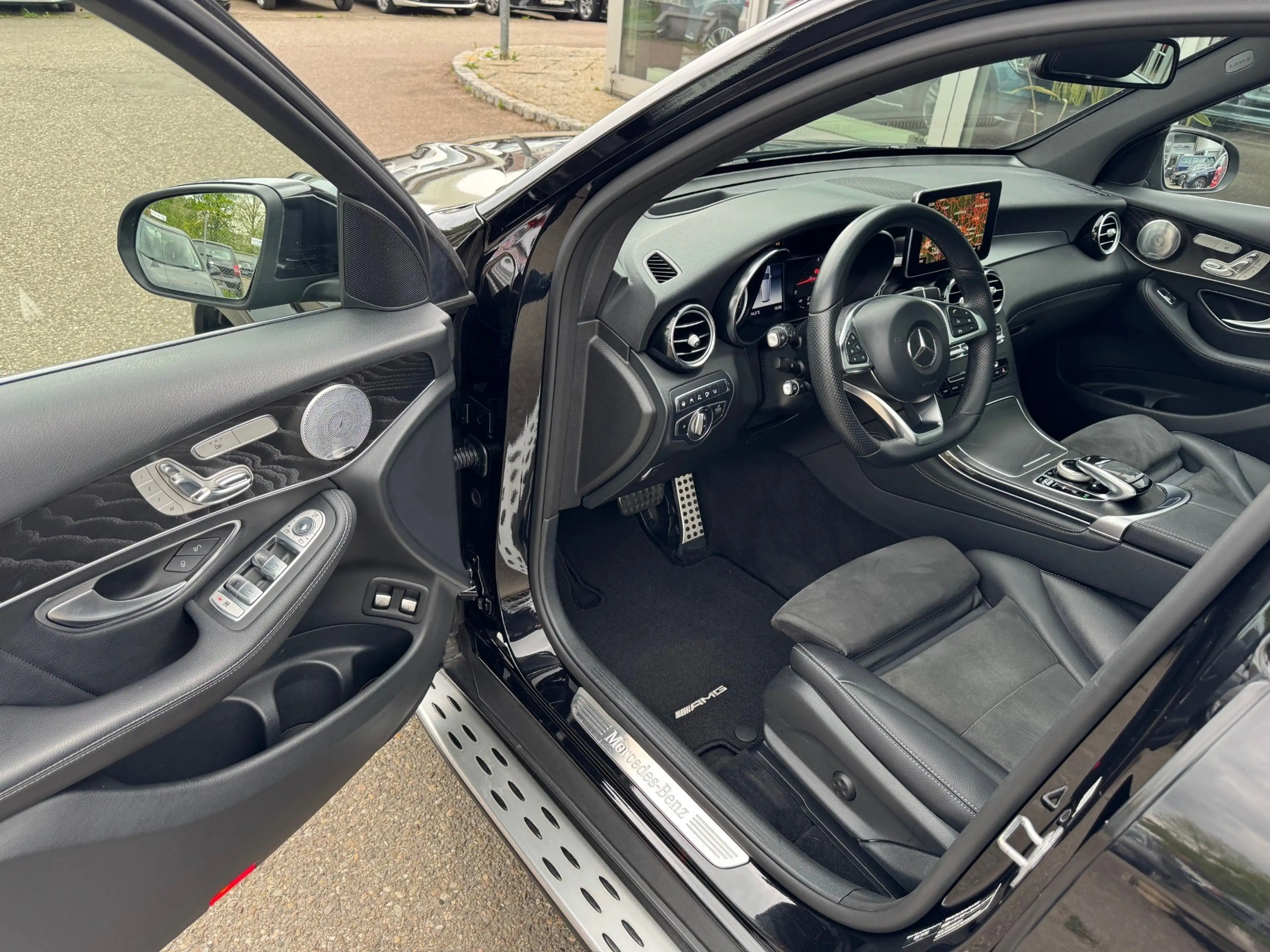 Mercedes-Benz GLC 350 GLC 350 d 4Matic AMG Line VOLLAUSSTATTUNG !!! * — photo 13