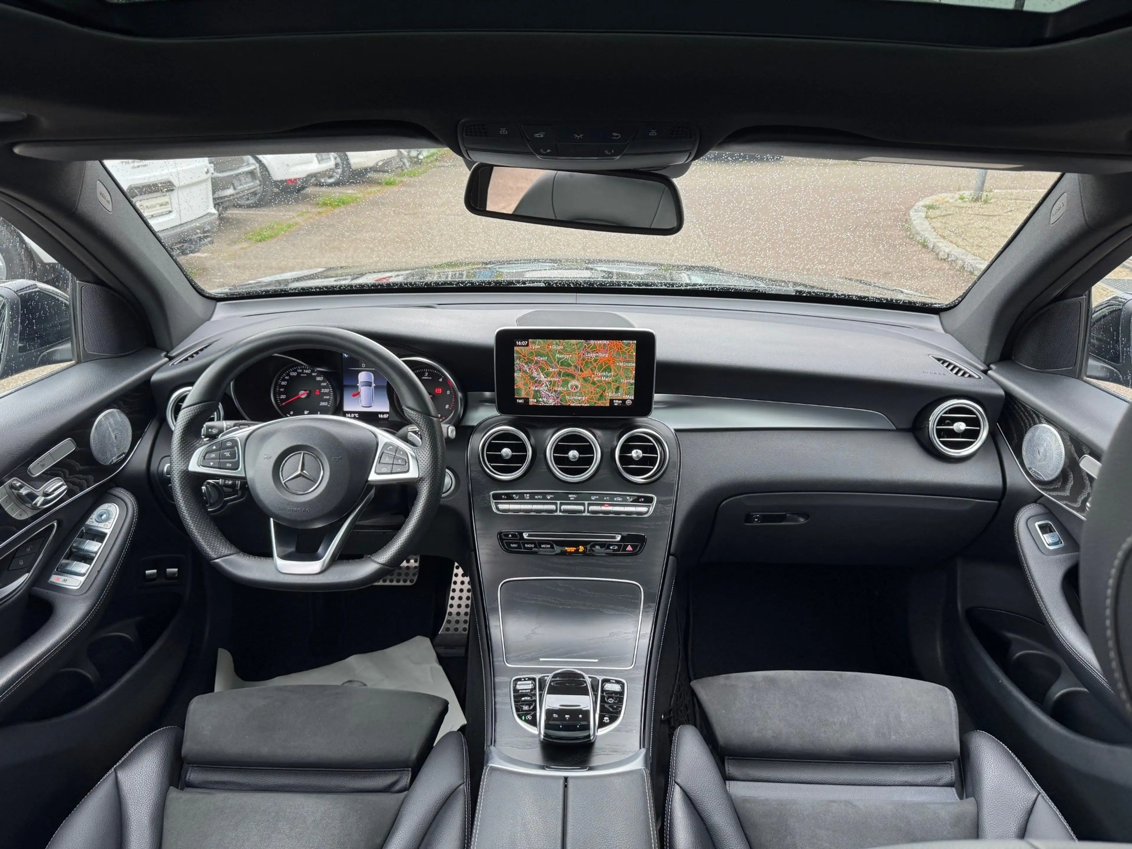 Mercedes-Benz GLC 350 GLC 350 d 4Matic AMG Line VOLLAUSSTATTUNG !!! * — photo 15