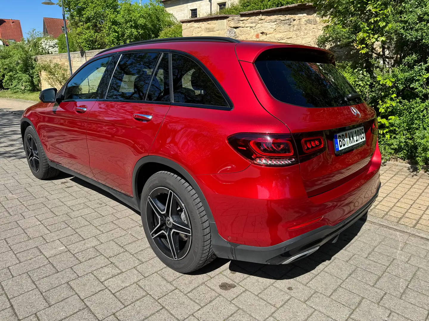 Mercedes-Benz GLC 300 GLC 300 4Matic 9G-TRONIC AMG Line Rood - 2