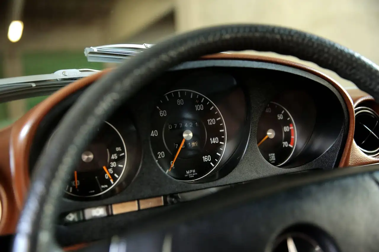 1973 Mercedes-Benz 450 SL R107, photograph 12