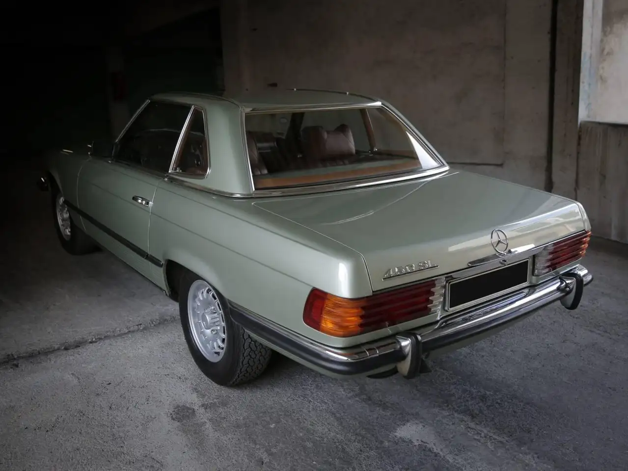 1973 Mercedes-Benz 450 SL R107, photograph 2