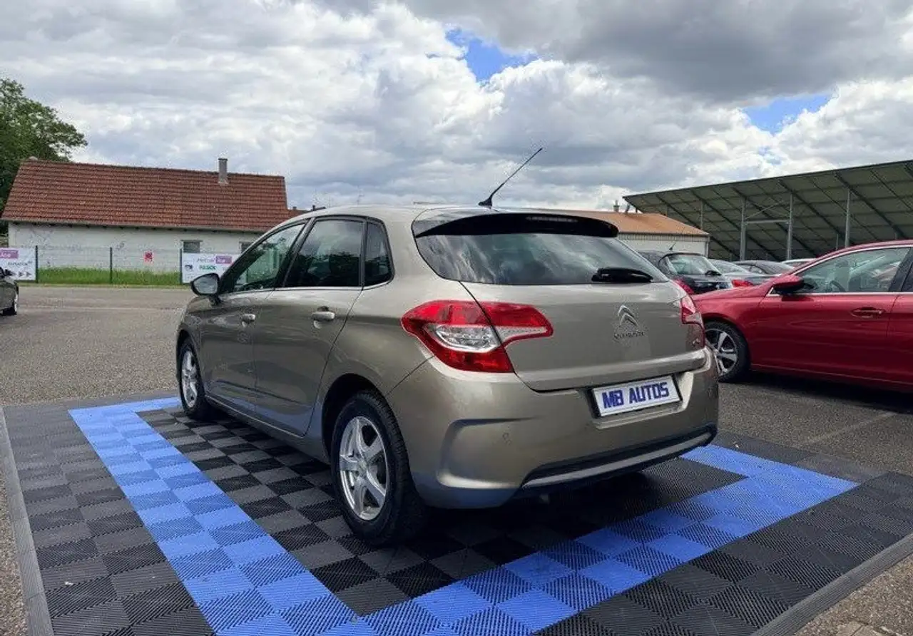 Citroen C4 Berline — photo 5
